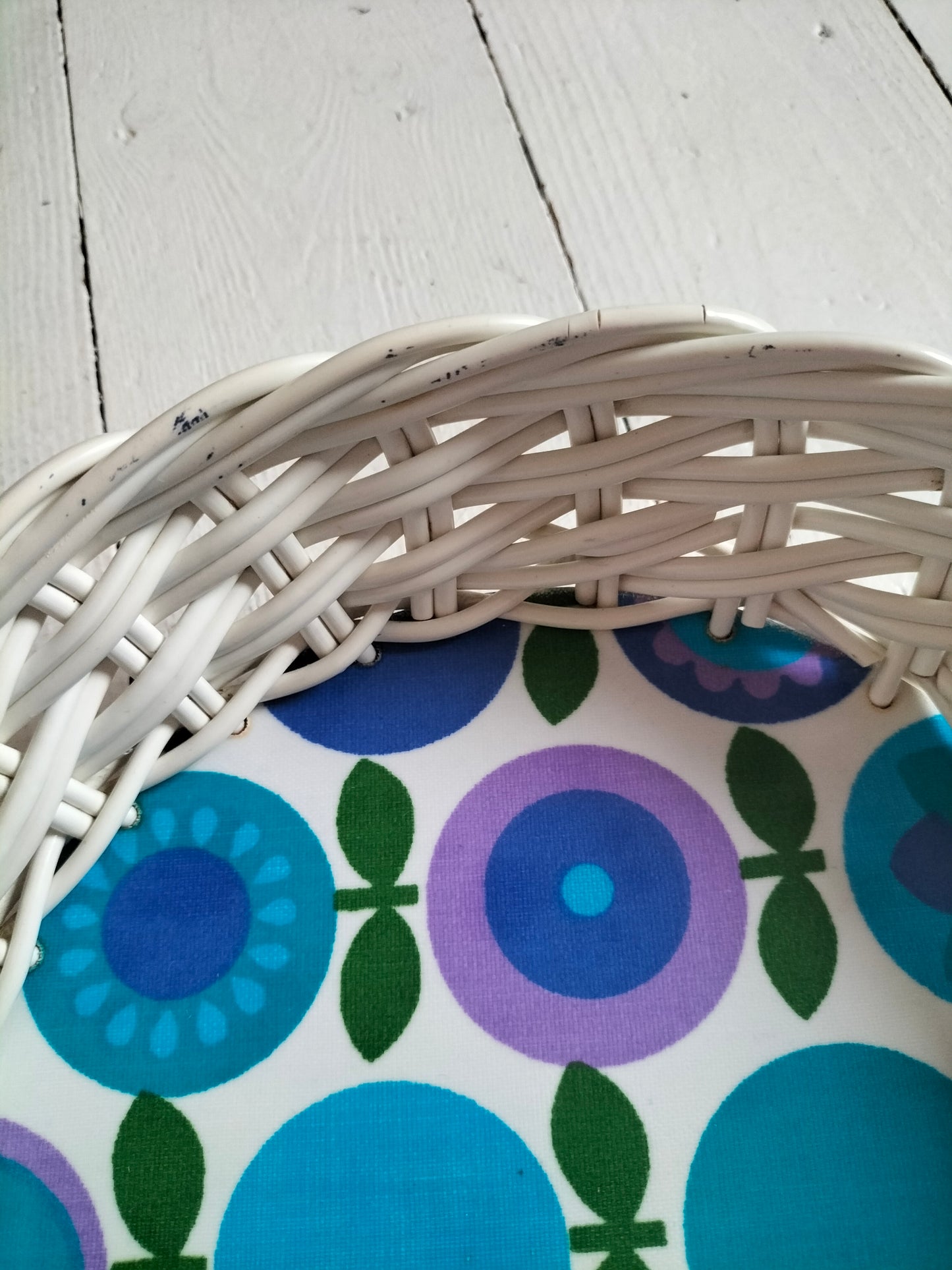 Petite corbeille formica et scoubidou