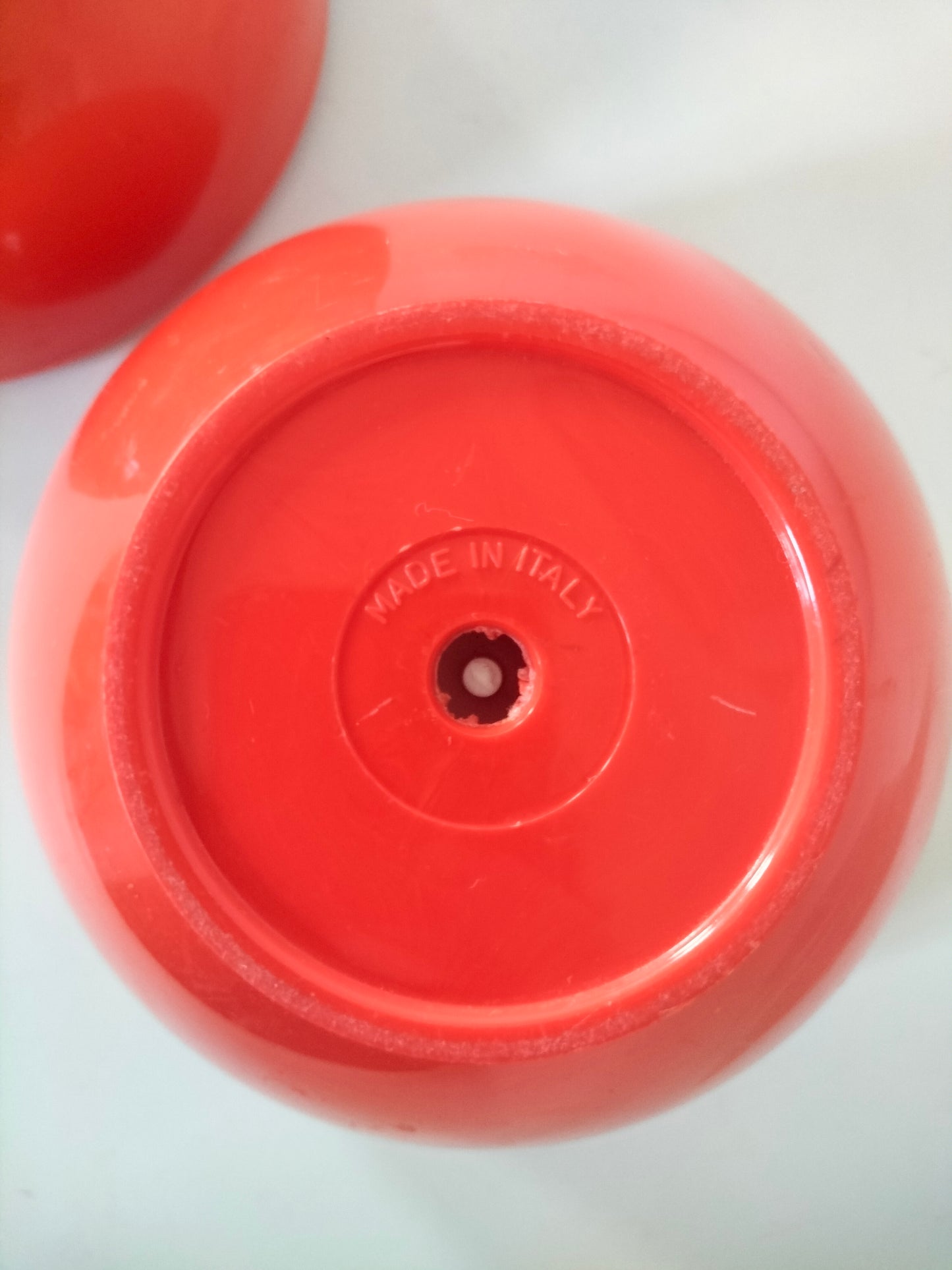 Pomme à glaçons rouge orangé made in Italy (Veropam Paris?)