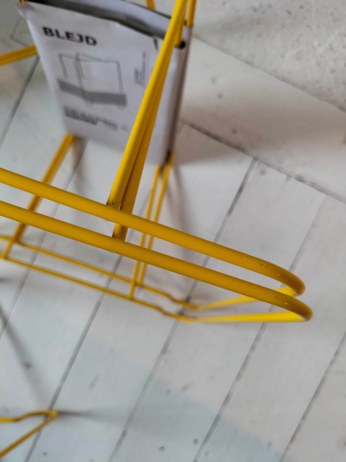 Porte-revues/ livres Ikea Blejd 2016
