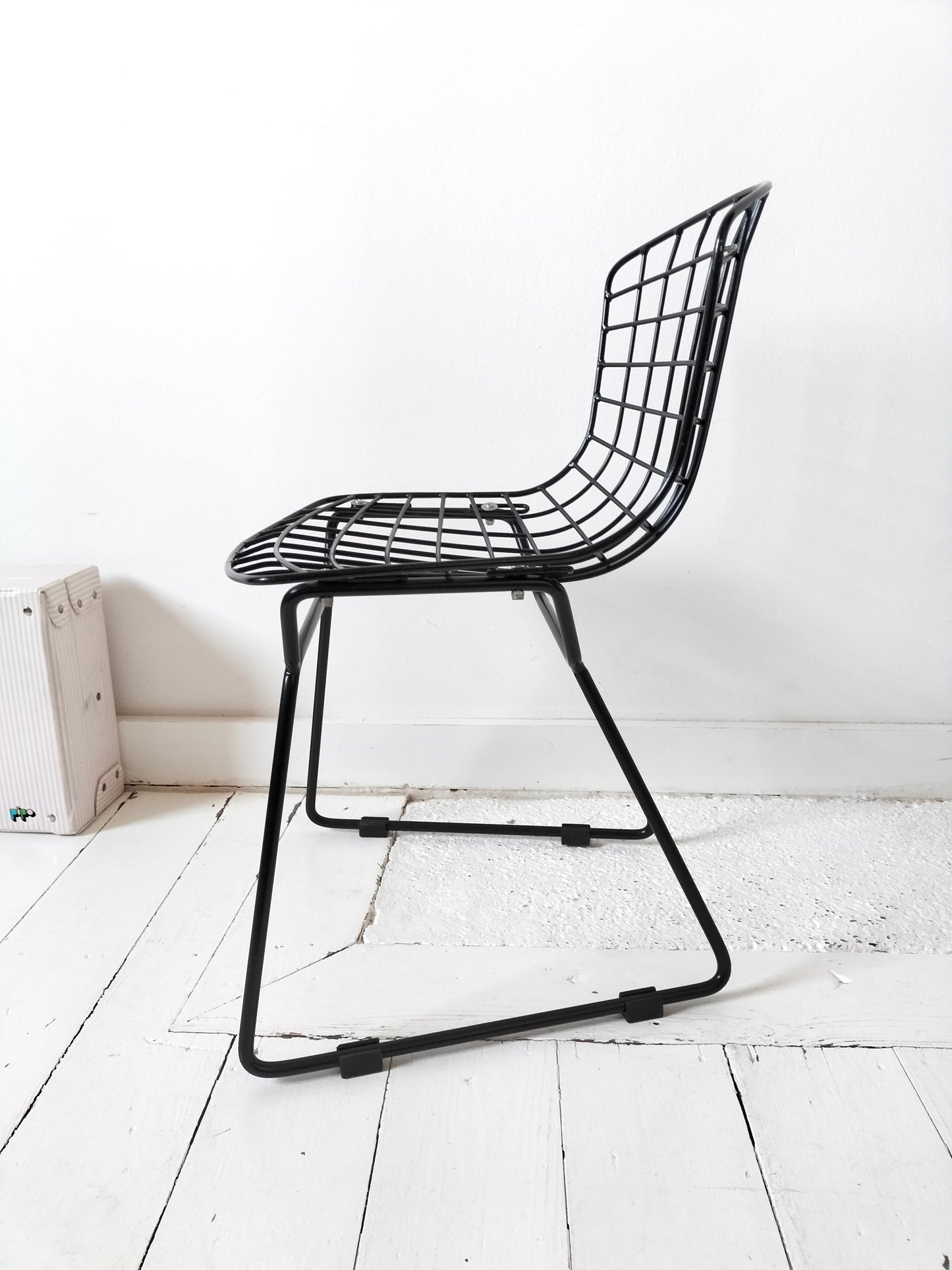 Chaise enfant années 2000 inspi Harry Bertoia pour Knoll
