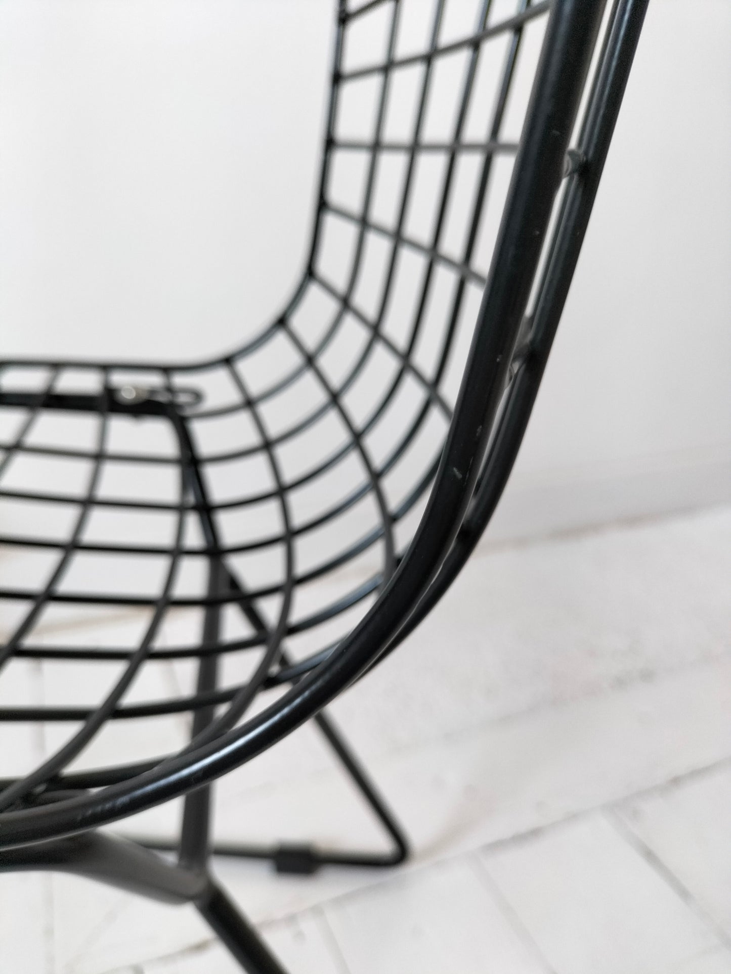 Chaise enfant années 2000 inspi Harry Bertoia pour Knoll