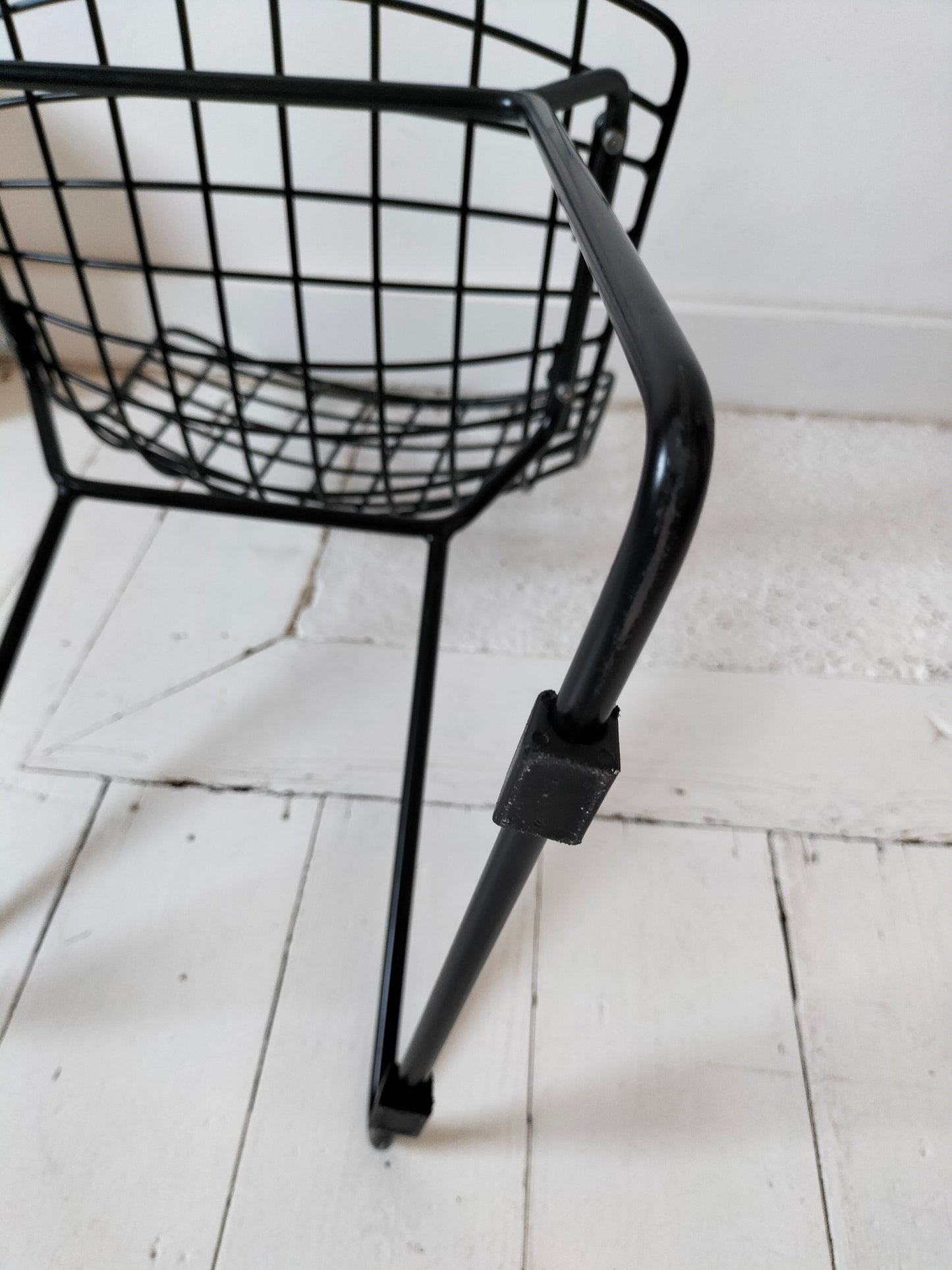Chaise enfant années 2000 inspi Harry Bertoia pour Knoll