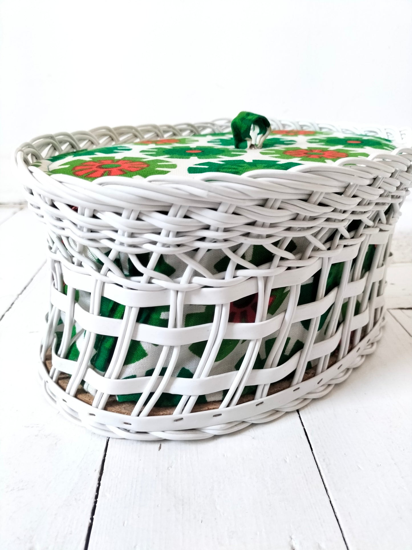 Boîte/ panier à couture travailleuse tissu et scoubidou