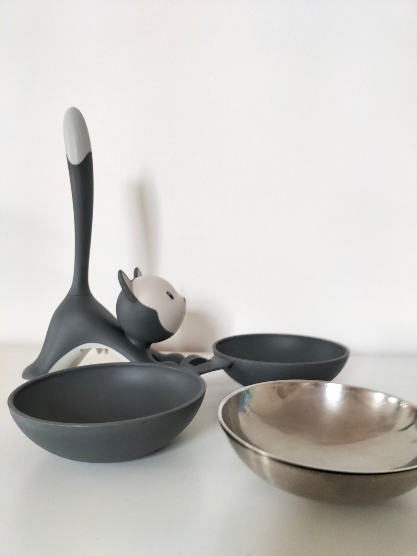 Gamelle double chat Miriam Mirri pour Alessi 2005