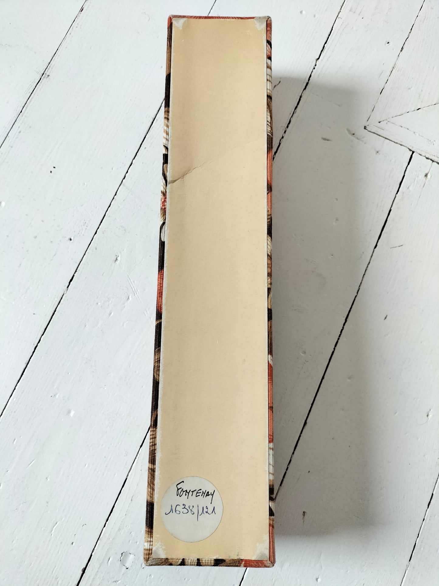 Ancienne boîte de mercerie