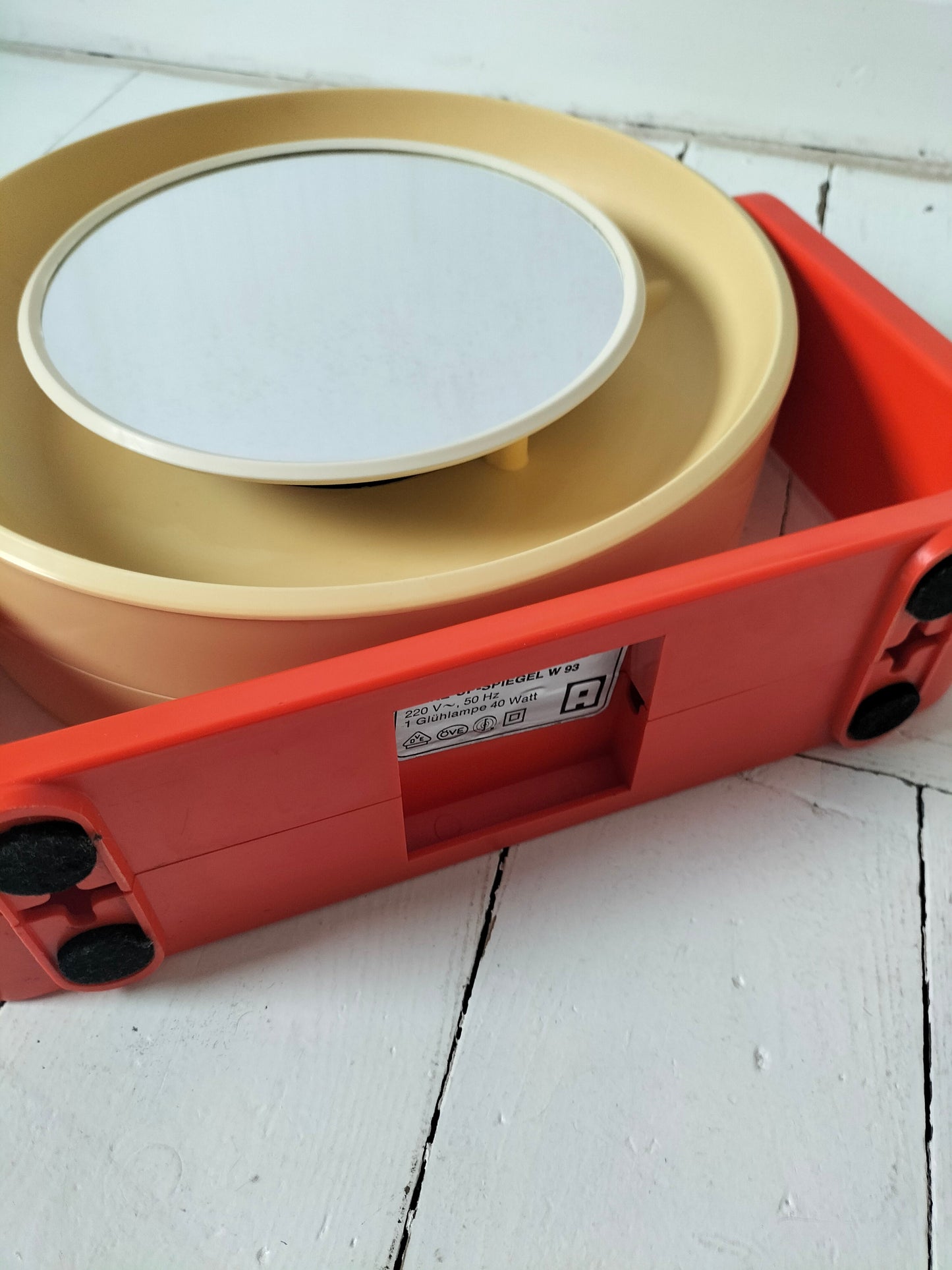 Miroir pivotant et lumineux Allibert