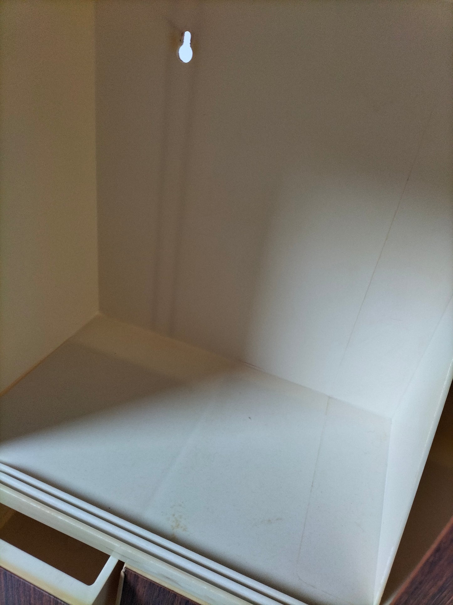 Petite armoire murale made in Holland
