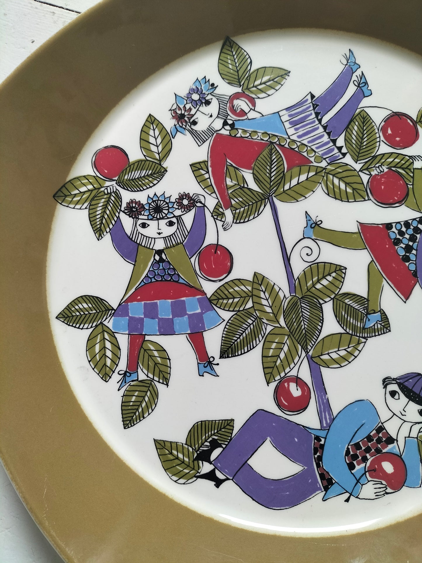 Grande assiette de service/ plat Turi-Design Corsica par Figgjo Flint