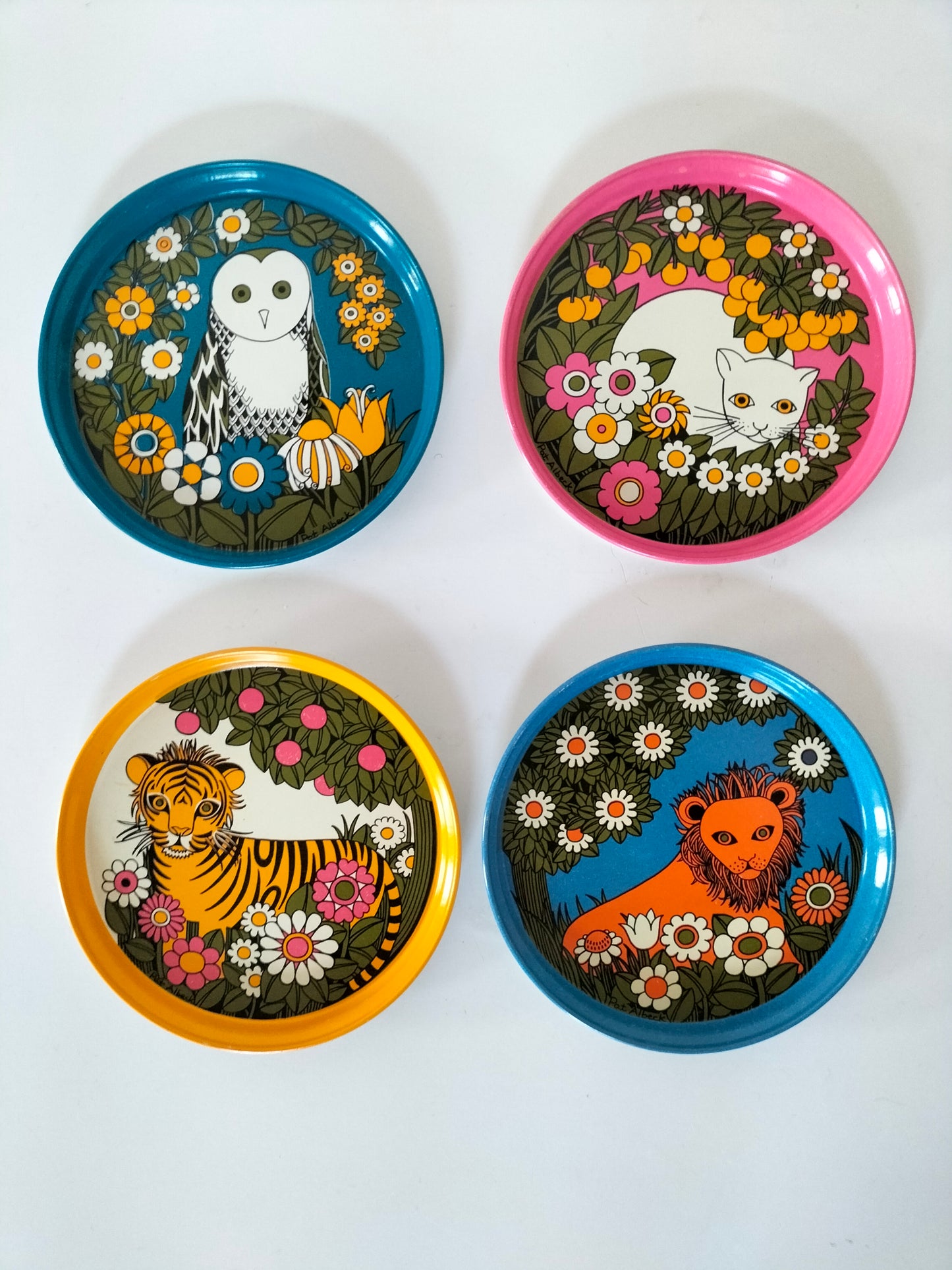 Ensemble de 4 sous-verres métalliques Pat Albeck