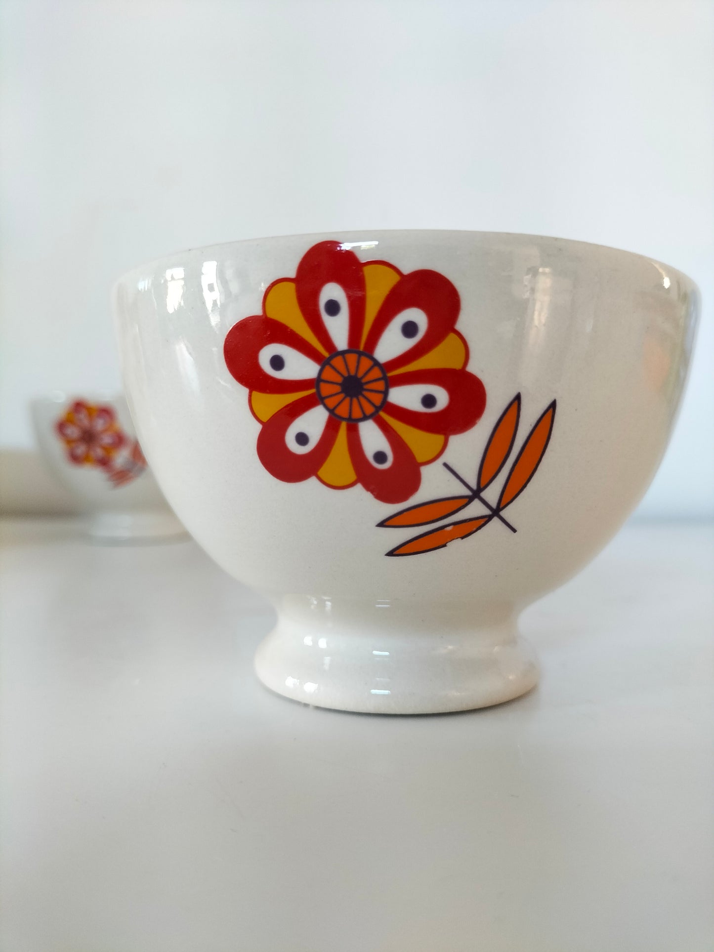 Petit bol Boch " 3 fleurs " au choix
