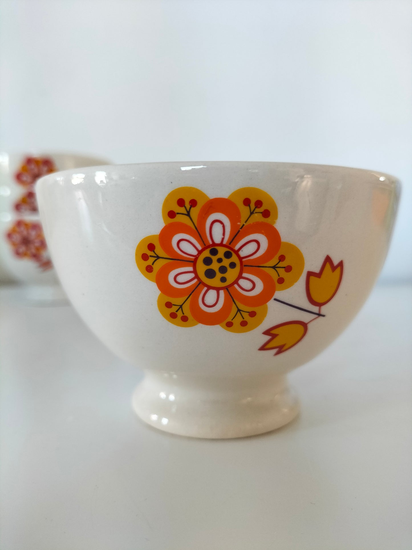 Petit bol Boch " 3 fleurs " au choix