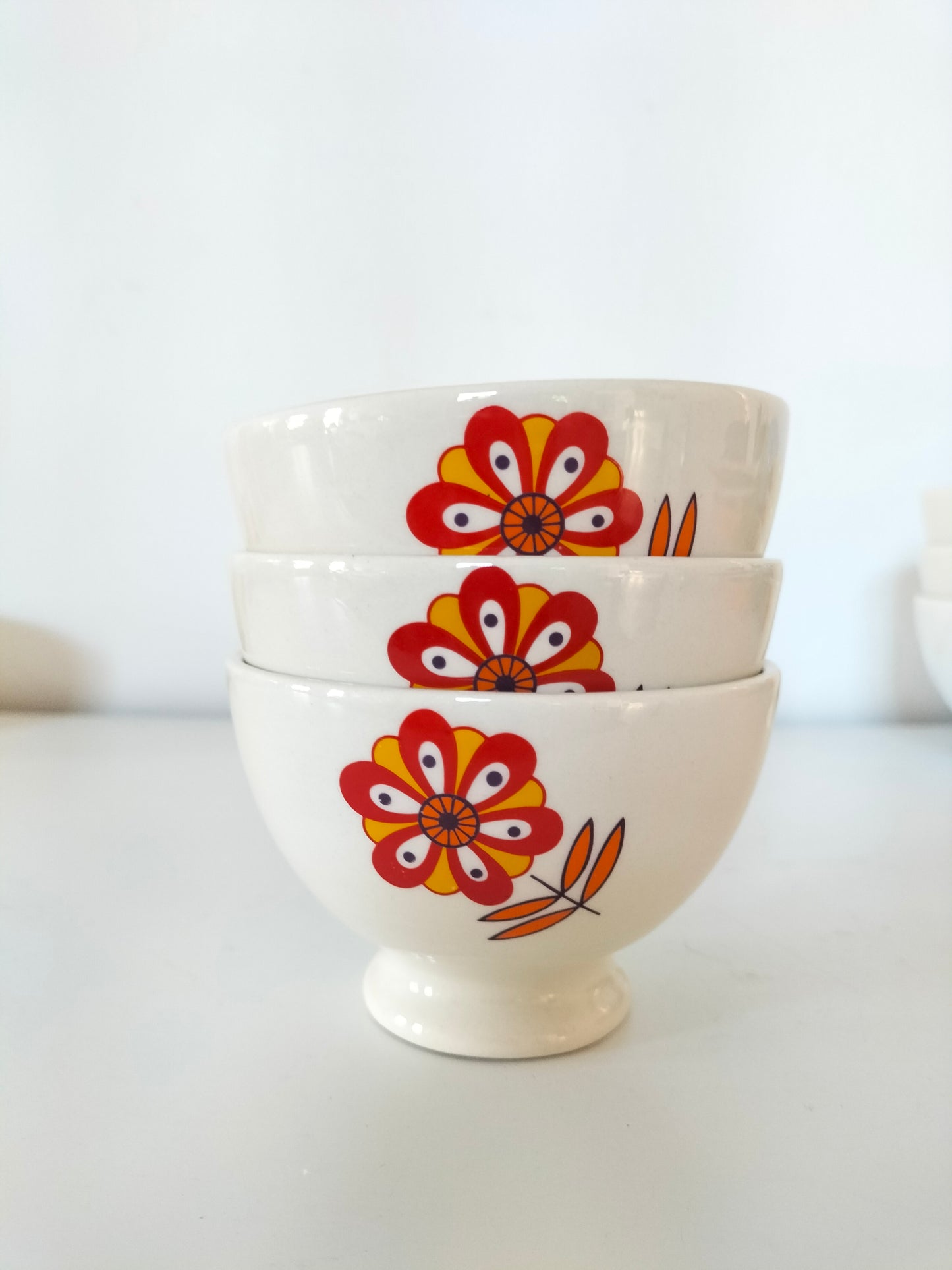 Petit bol Boch " 3 fleurs " au choix