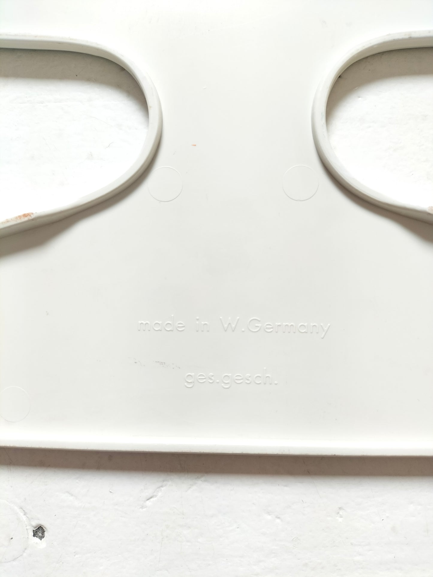 Cintre en plastique BG Milano/ Ges.gesch Germany au choix