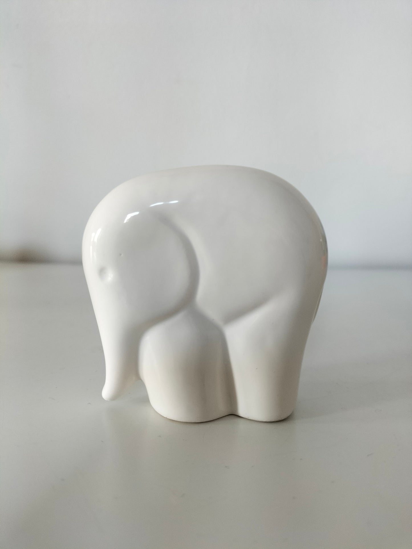 Ensemble de 4 éléphants en céramique