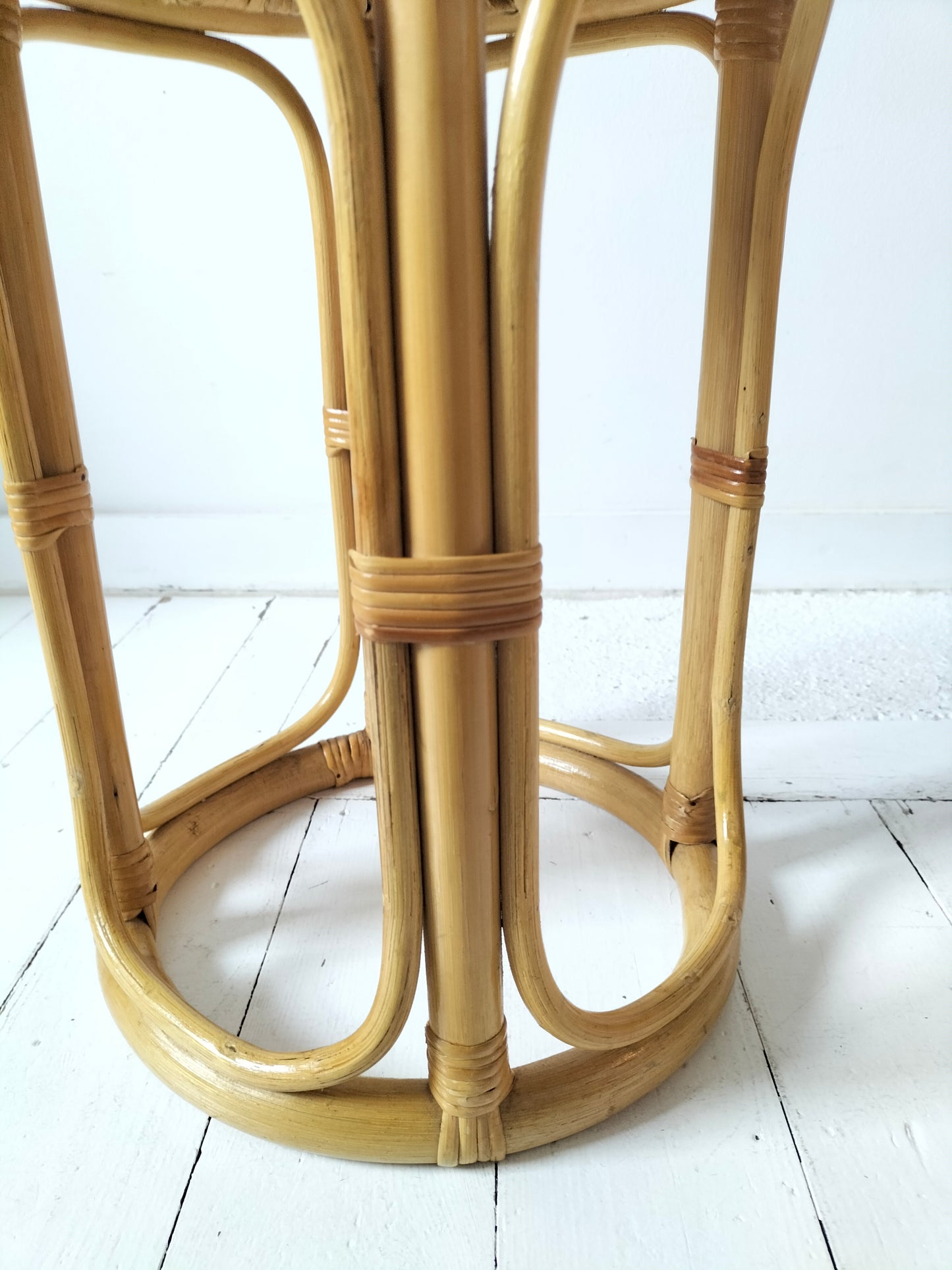 Sellette vintage en rotin