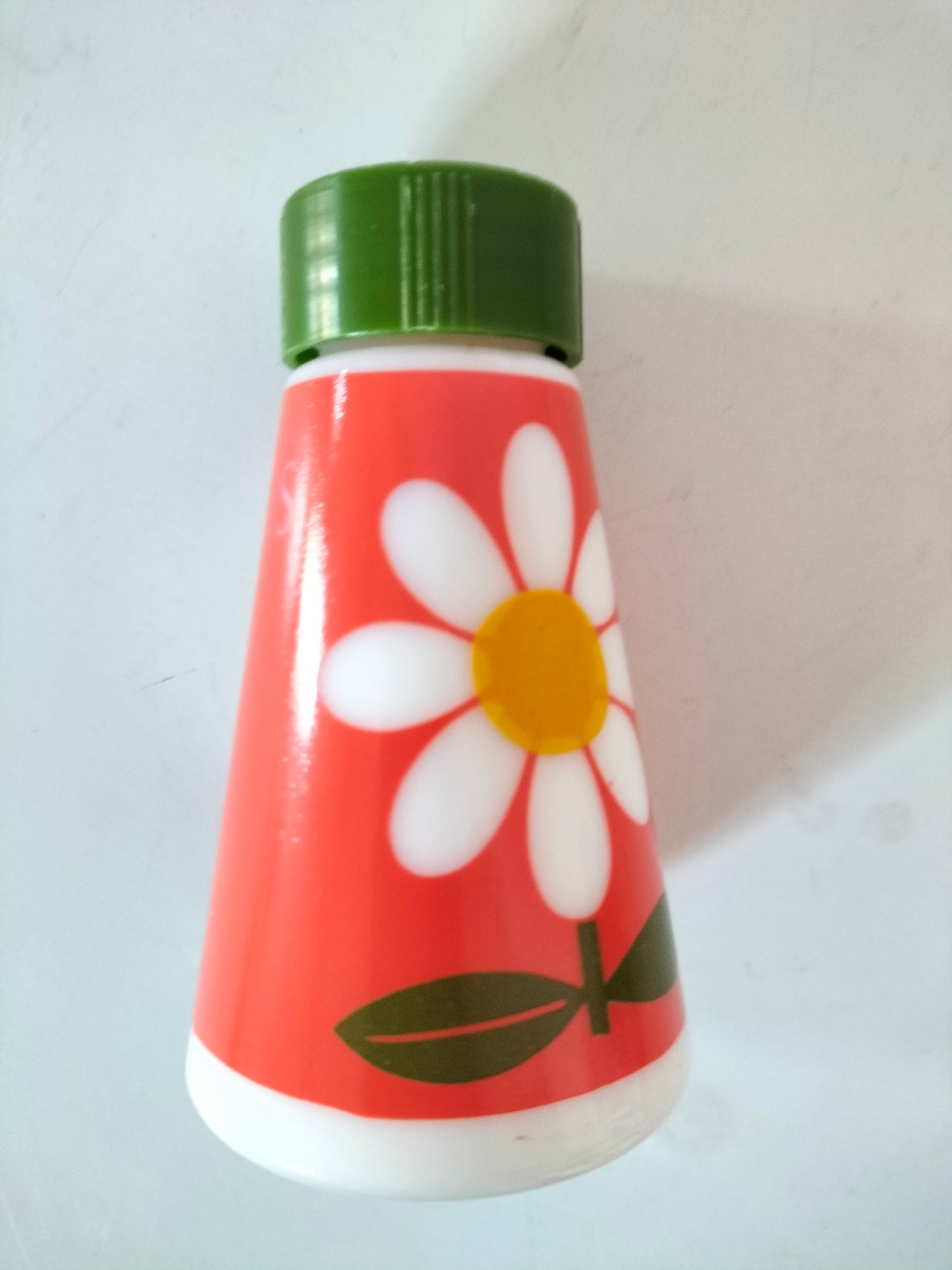 Huilier ou salière en opaline au choix