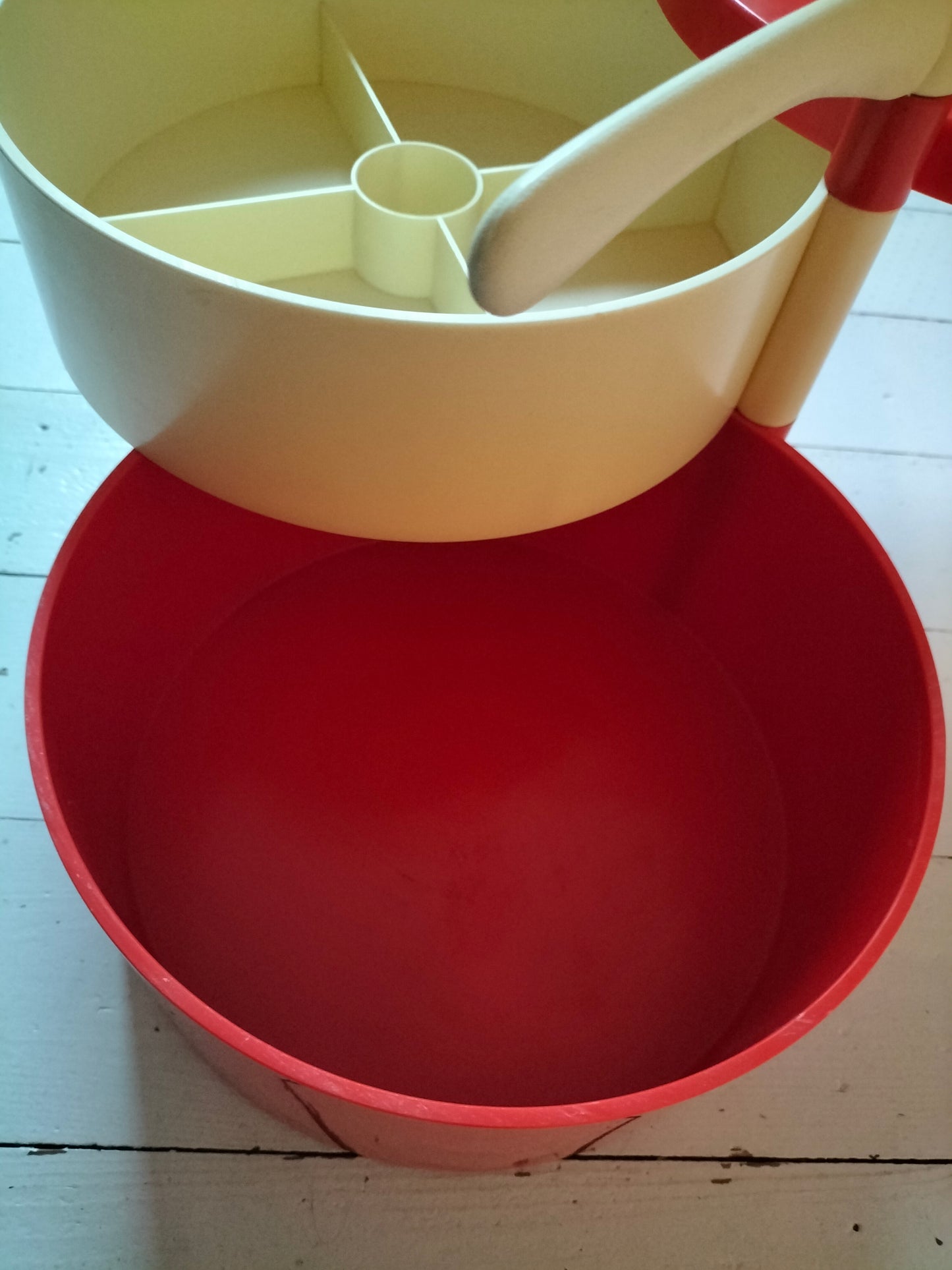 Boîte à couture à compartiments en plastique