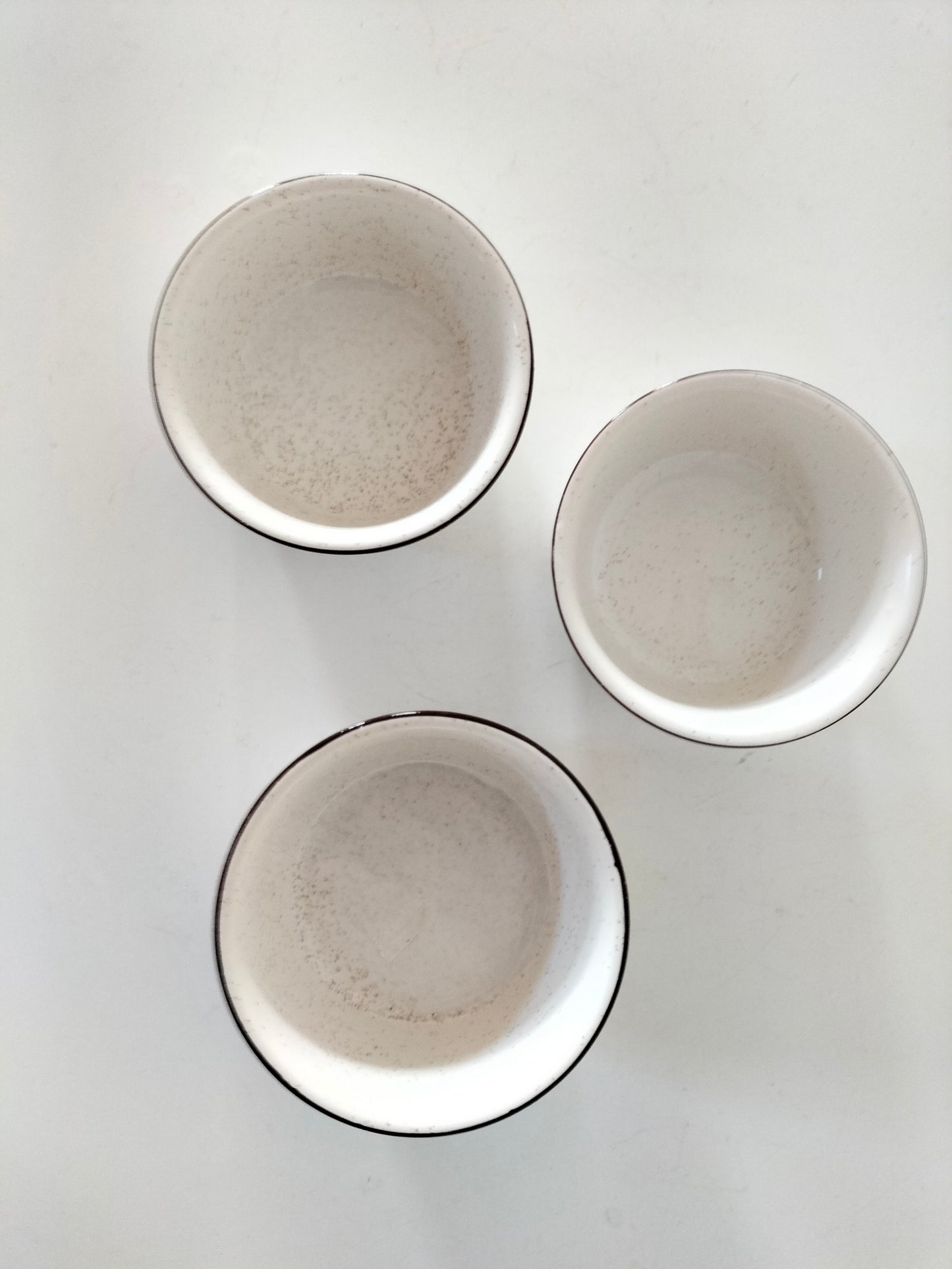 Ensemble de 4 ramequins en grès