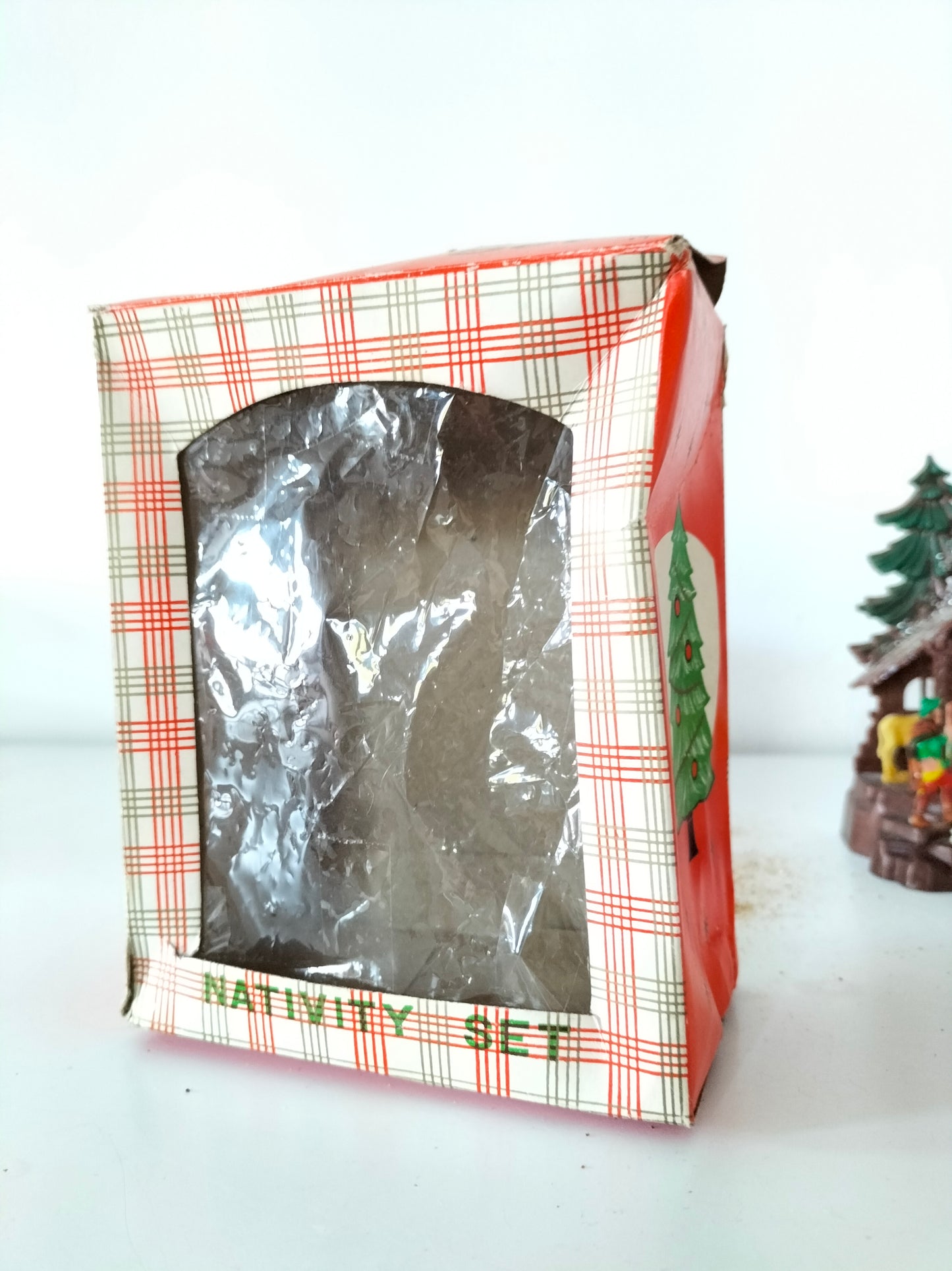 Petite crèche en plastique Hong-Kong années 60