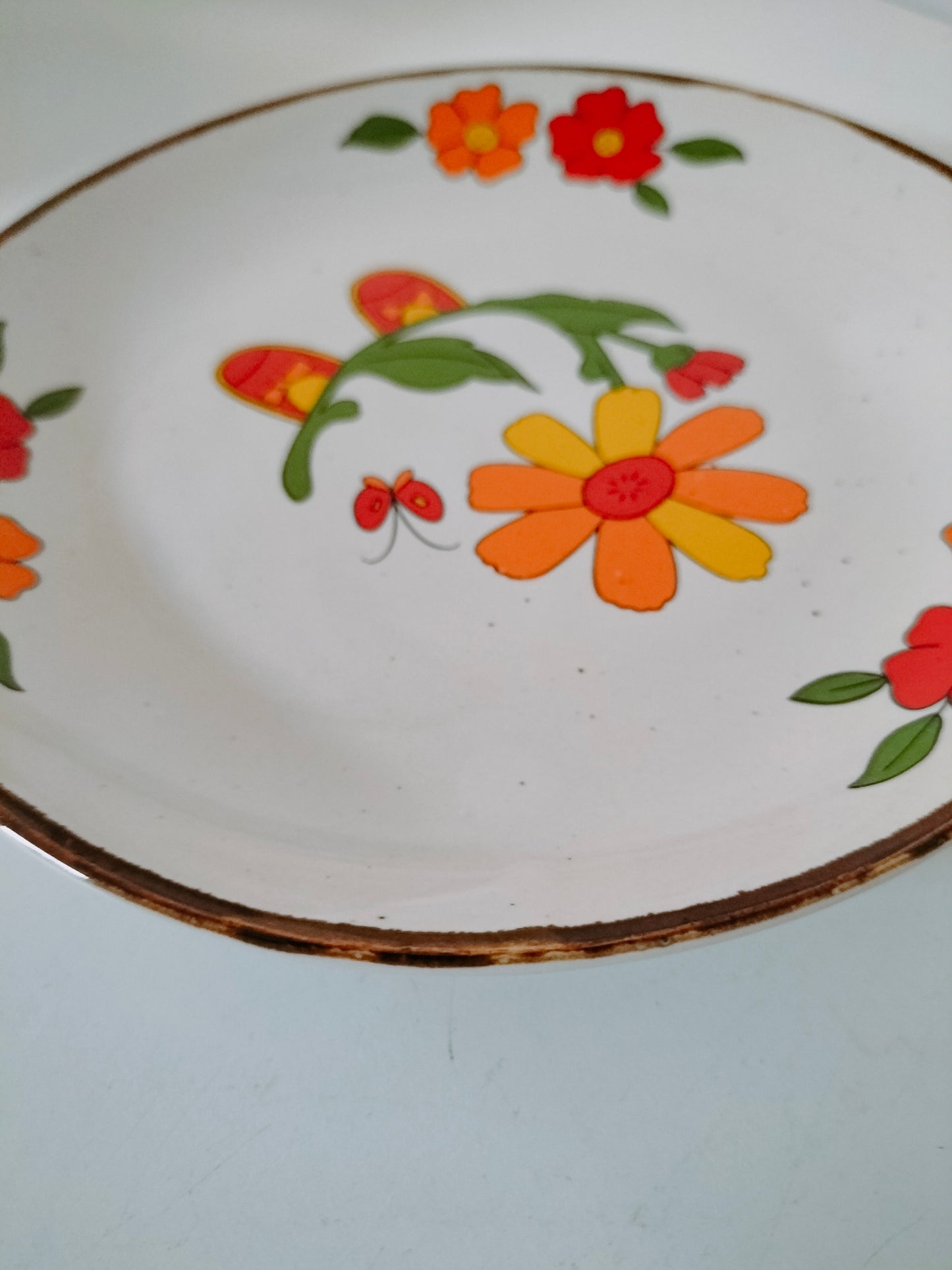 Ensemble mug, bol et assiette fillette en grès