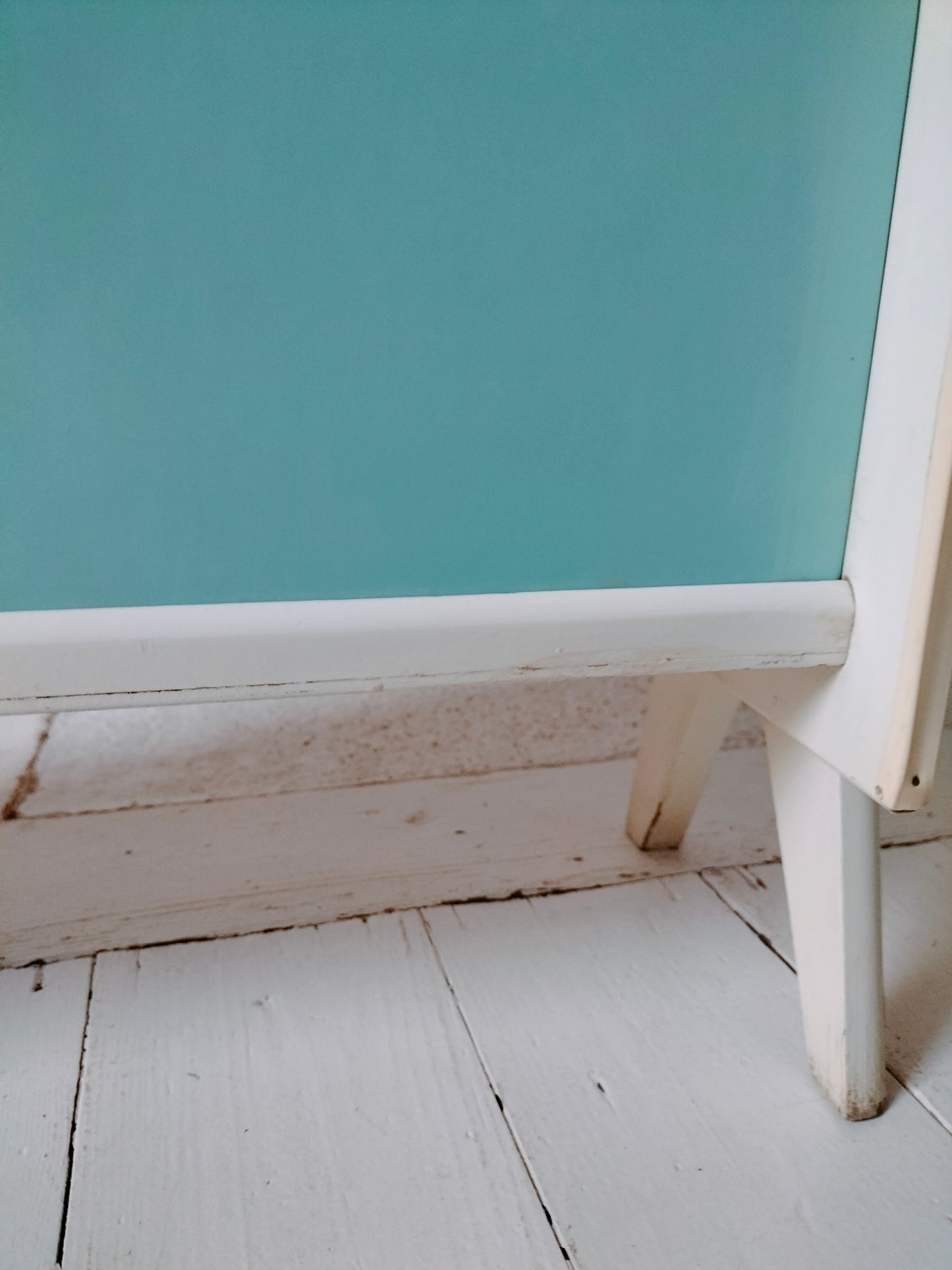 Garde-robe/ armoire/ meuble de poupée en bois 50-60's