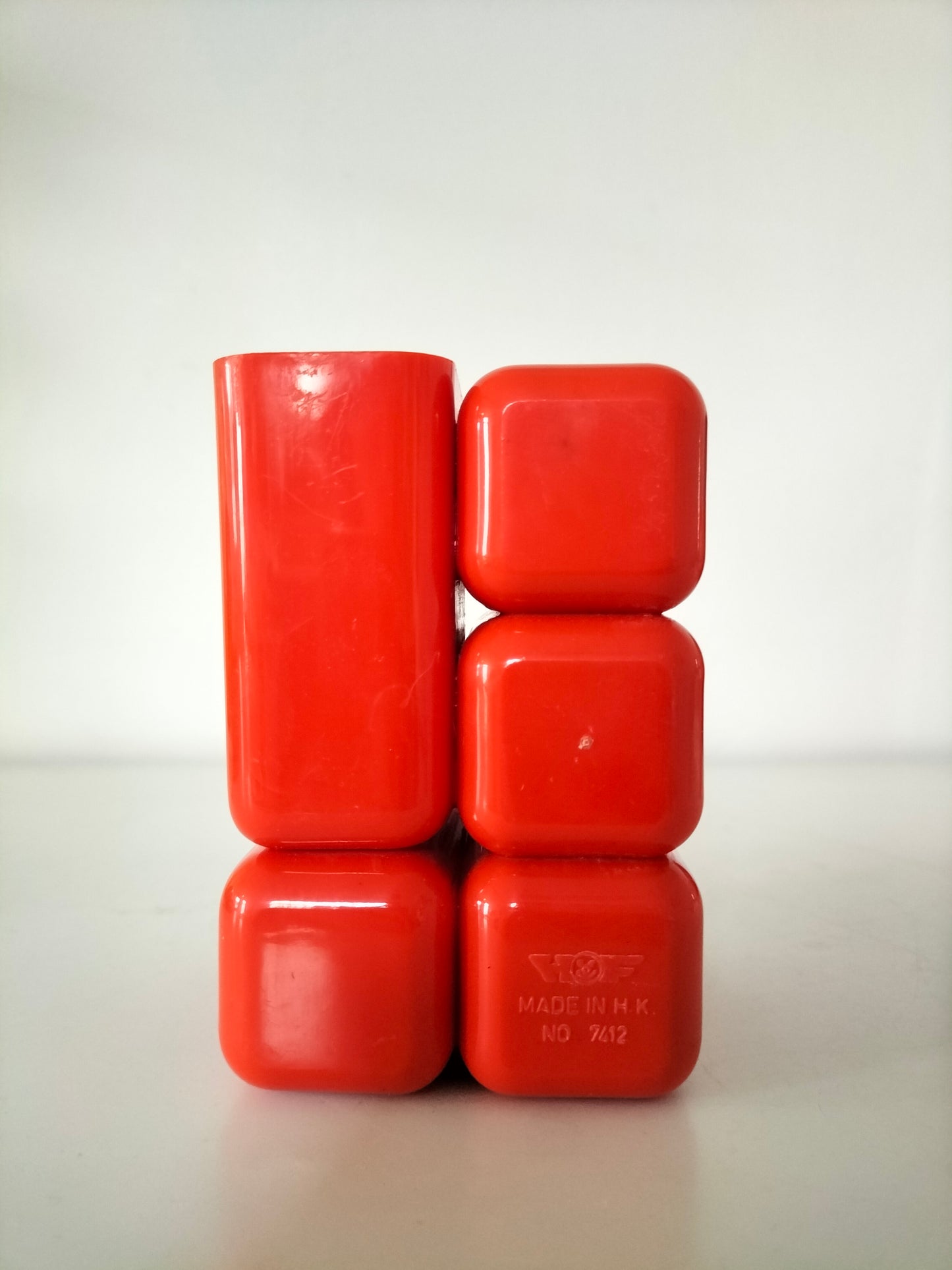 Organisateur de bureau en plastique made in Hong-Kong