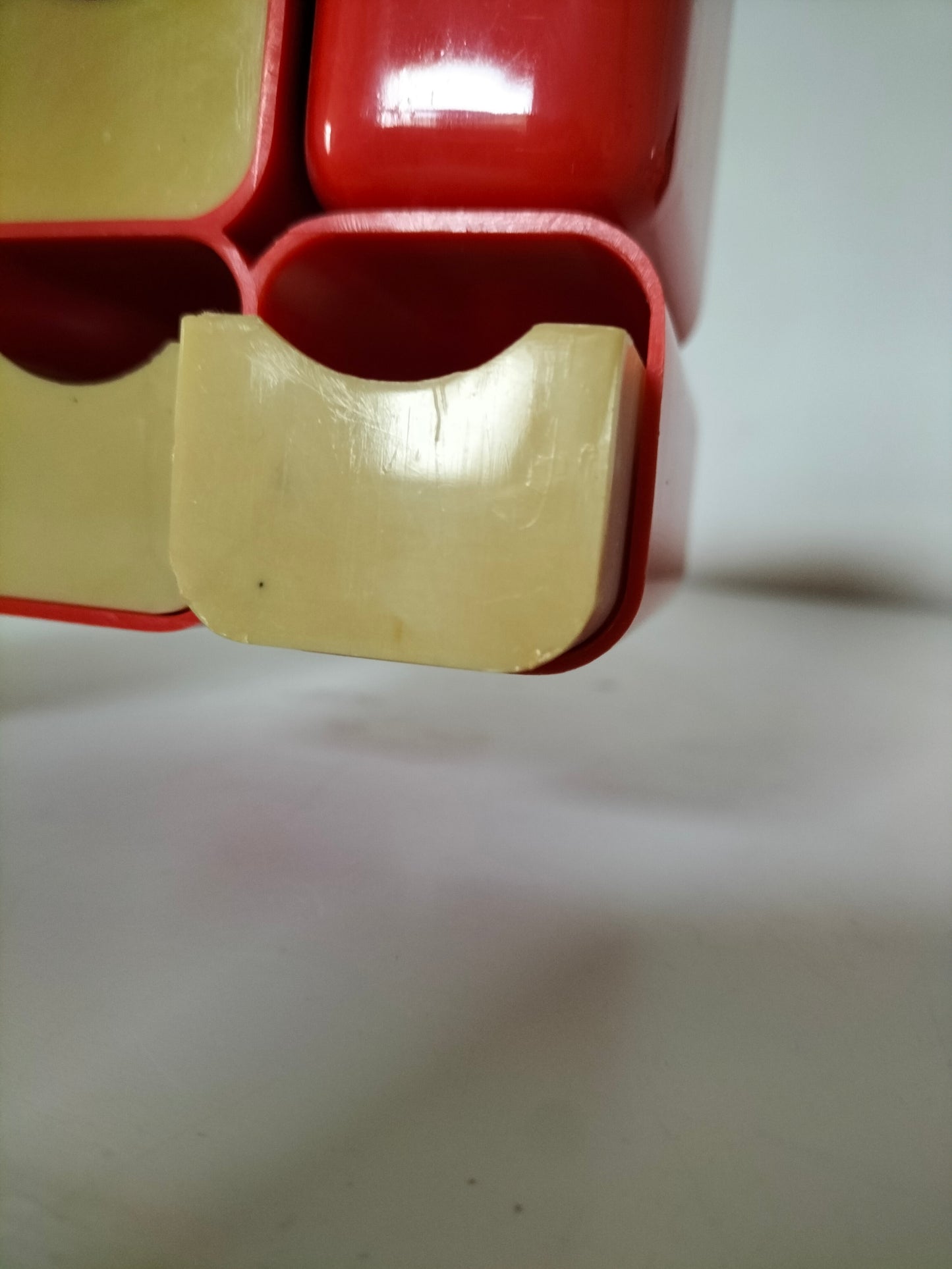 Organisateur de bureau en plastique made in Hong-Kong