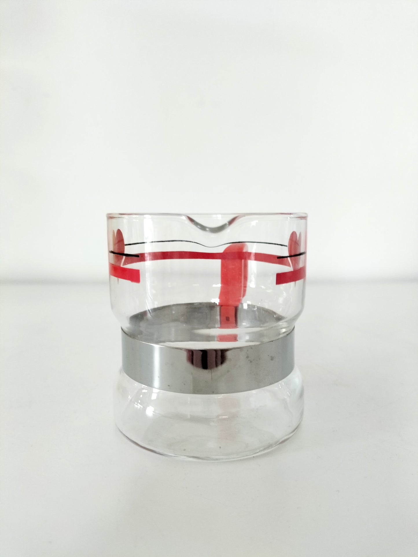 Pot à lait en verre décor cœurs