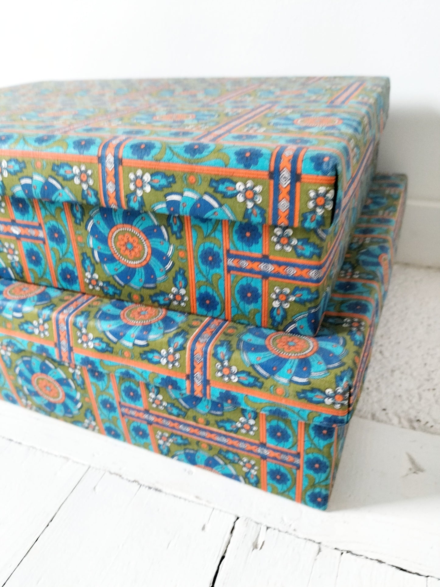 Grande boîte carton et tissu au choix