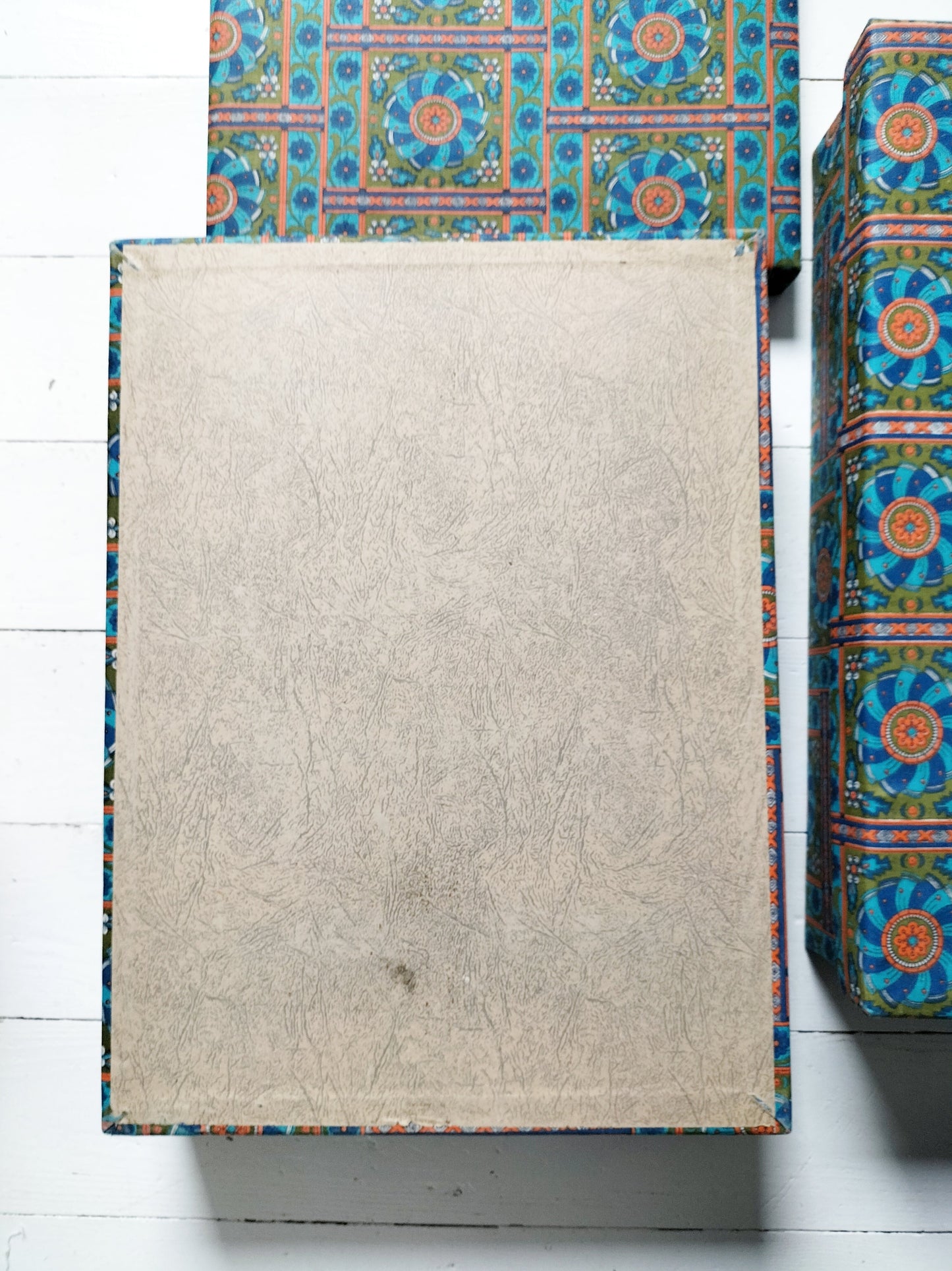 Grande boîte carton et tissu au choix