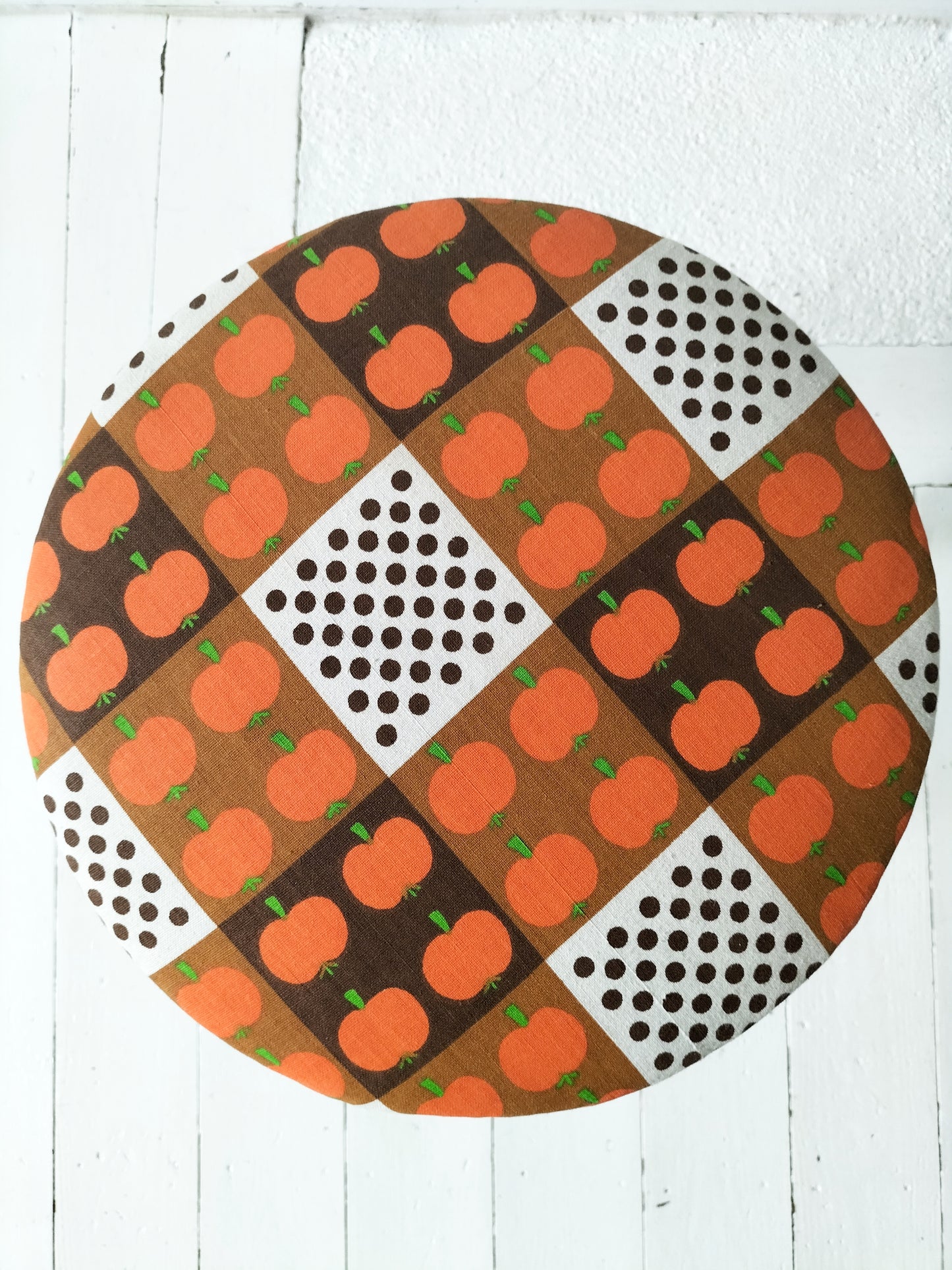 Tabouret tripode