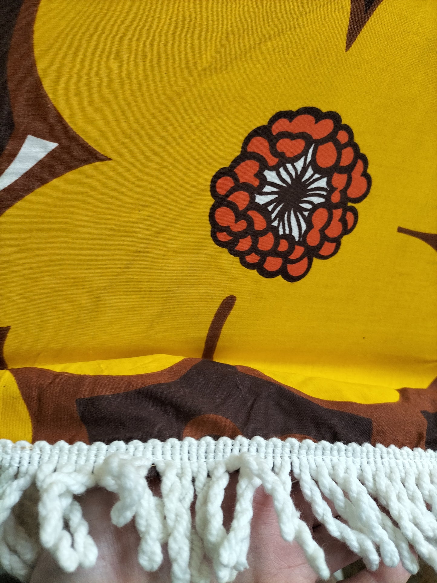 Grand parasol à franges vintage