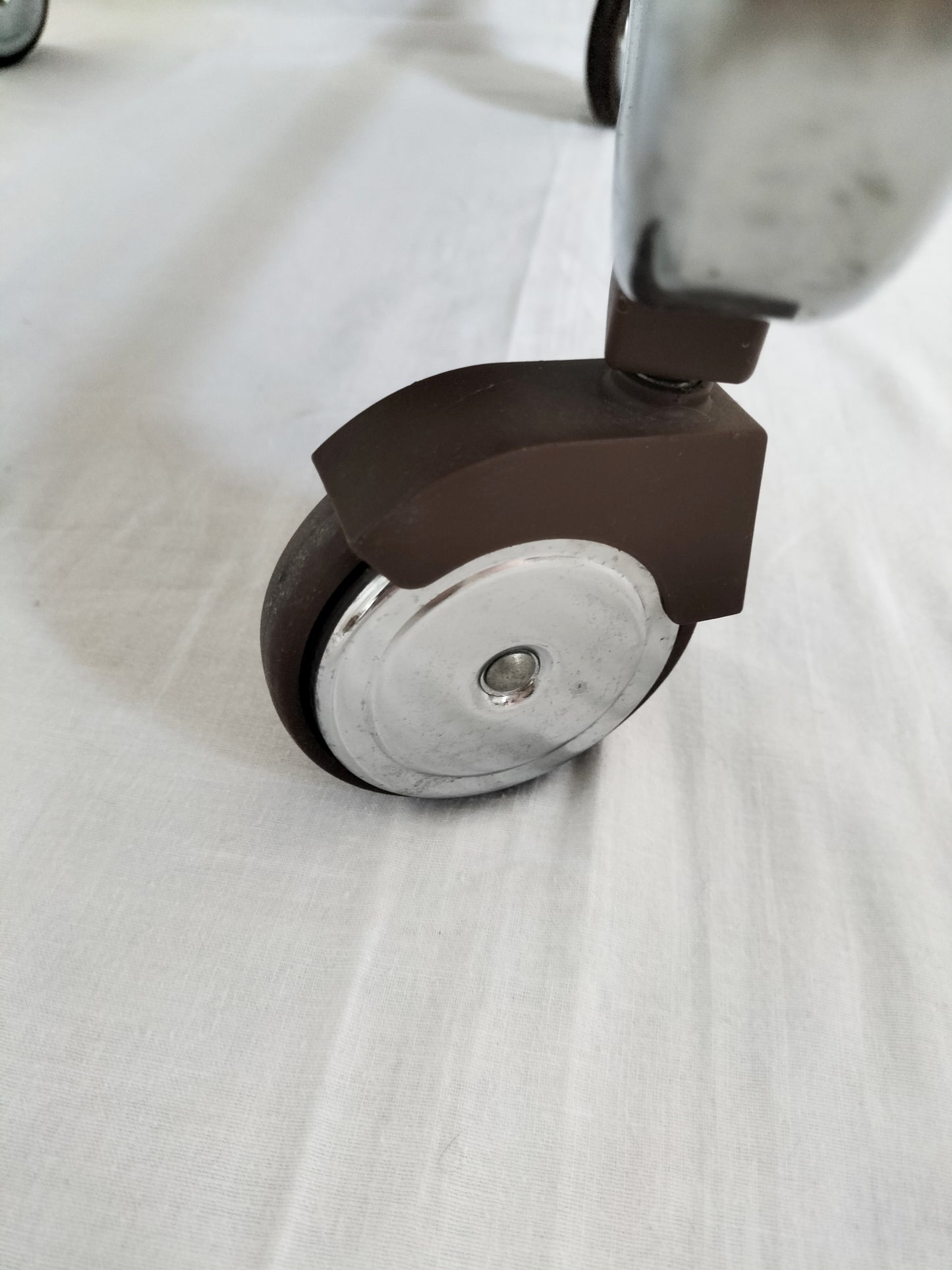 Desserte pliable à roulettes FRZ