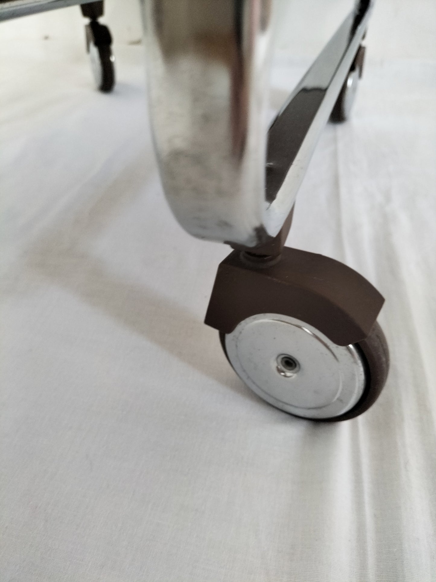 Desserte pliable à roulettes FRZ