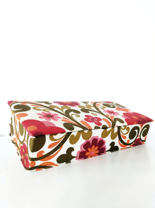 Boîte de mercerie vintage