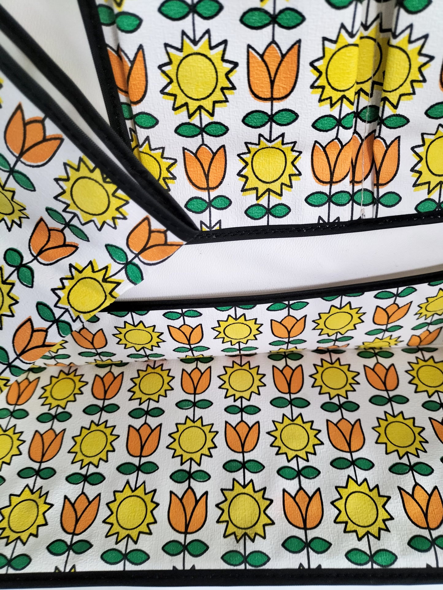 Rangement mural/ étagère en toile