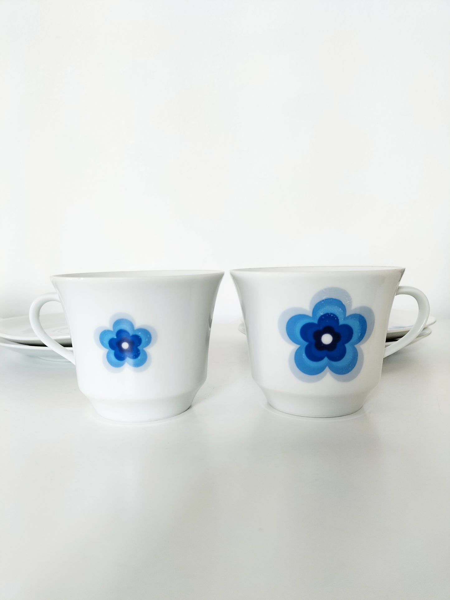 Duo de tasses à café et sous-tasses