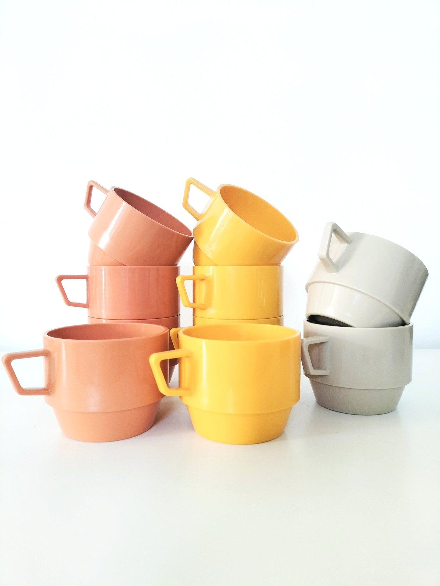 Duo de tasses en plastique