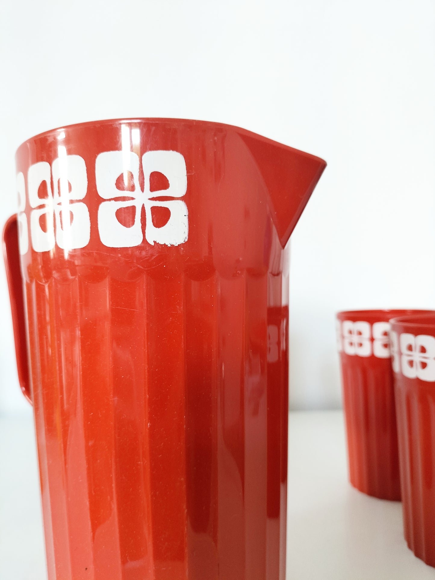 Set carafe et gobelets Cosmoplast