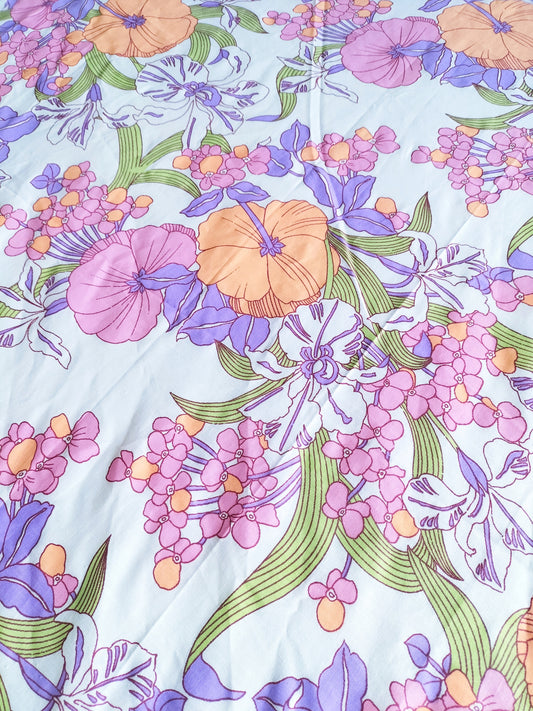 Drap housse ou tissu de confection(s)