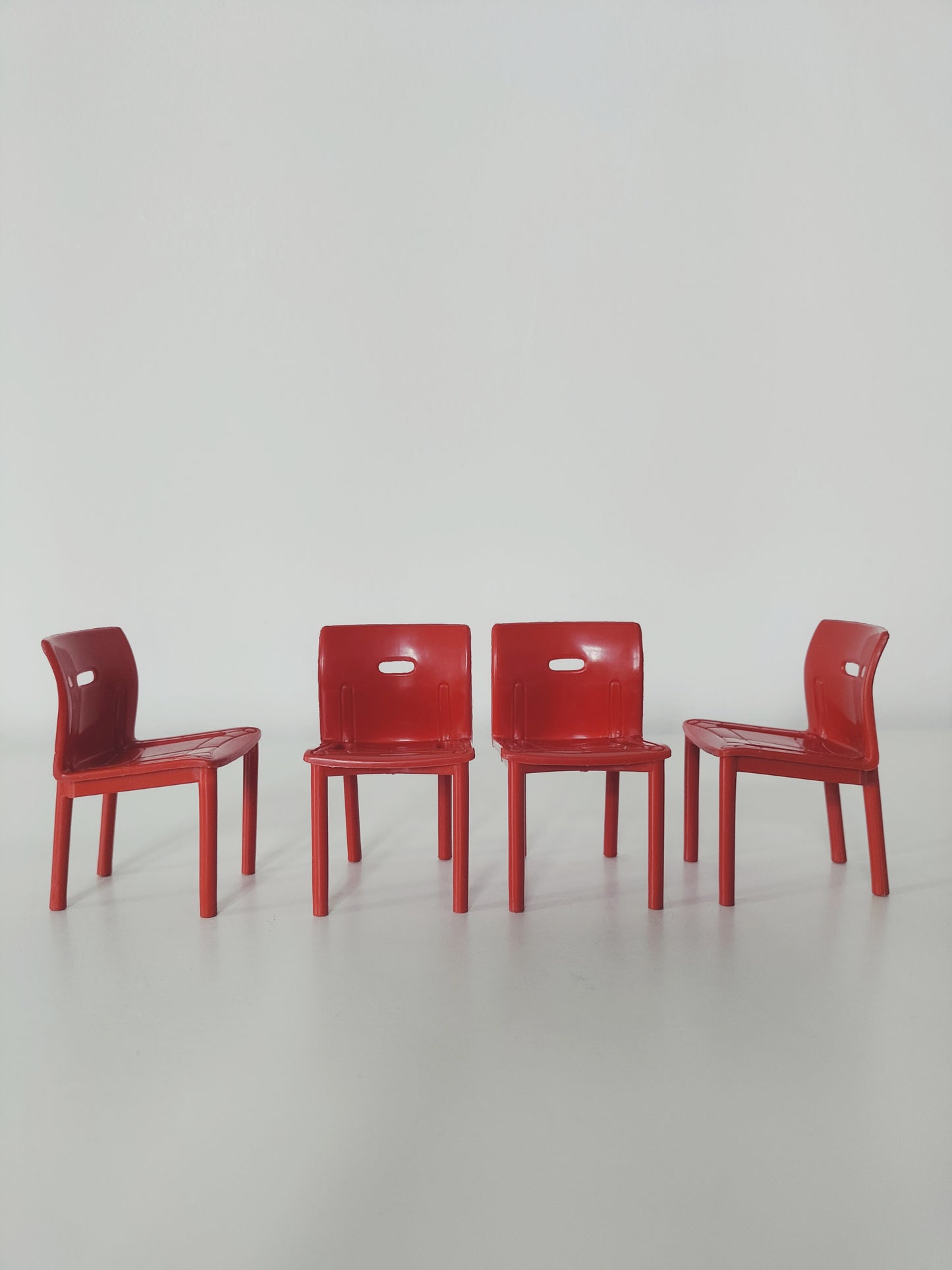 Chaise miniature 4870 Anna Castelli Ferrieri Kartell à l'unité