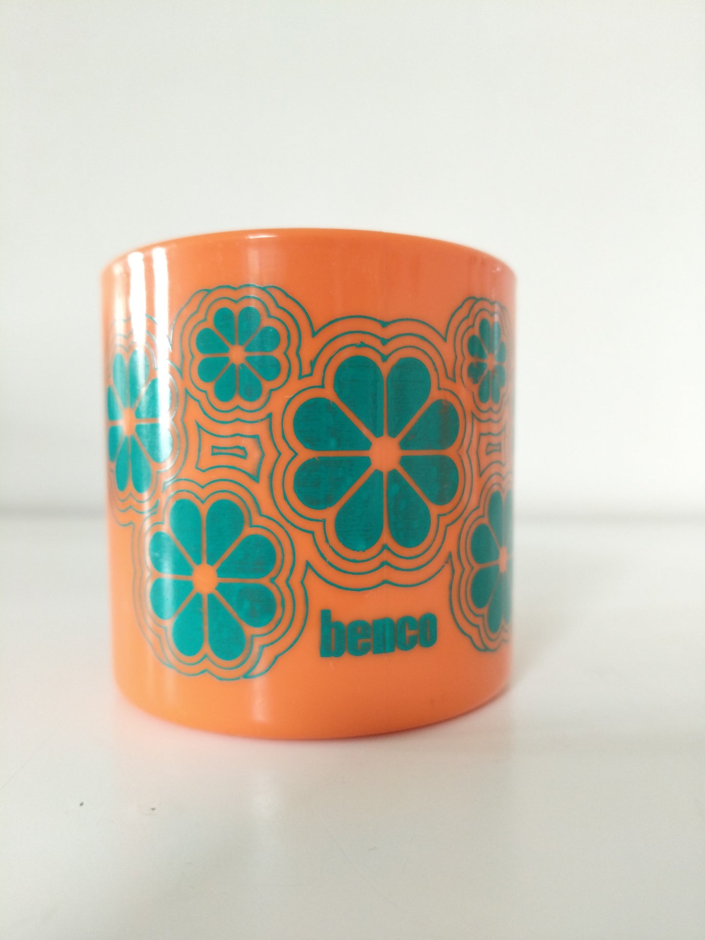 Tasse/ mug en plastique Benco Nutricia au choix