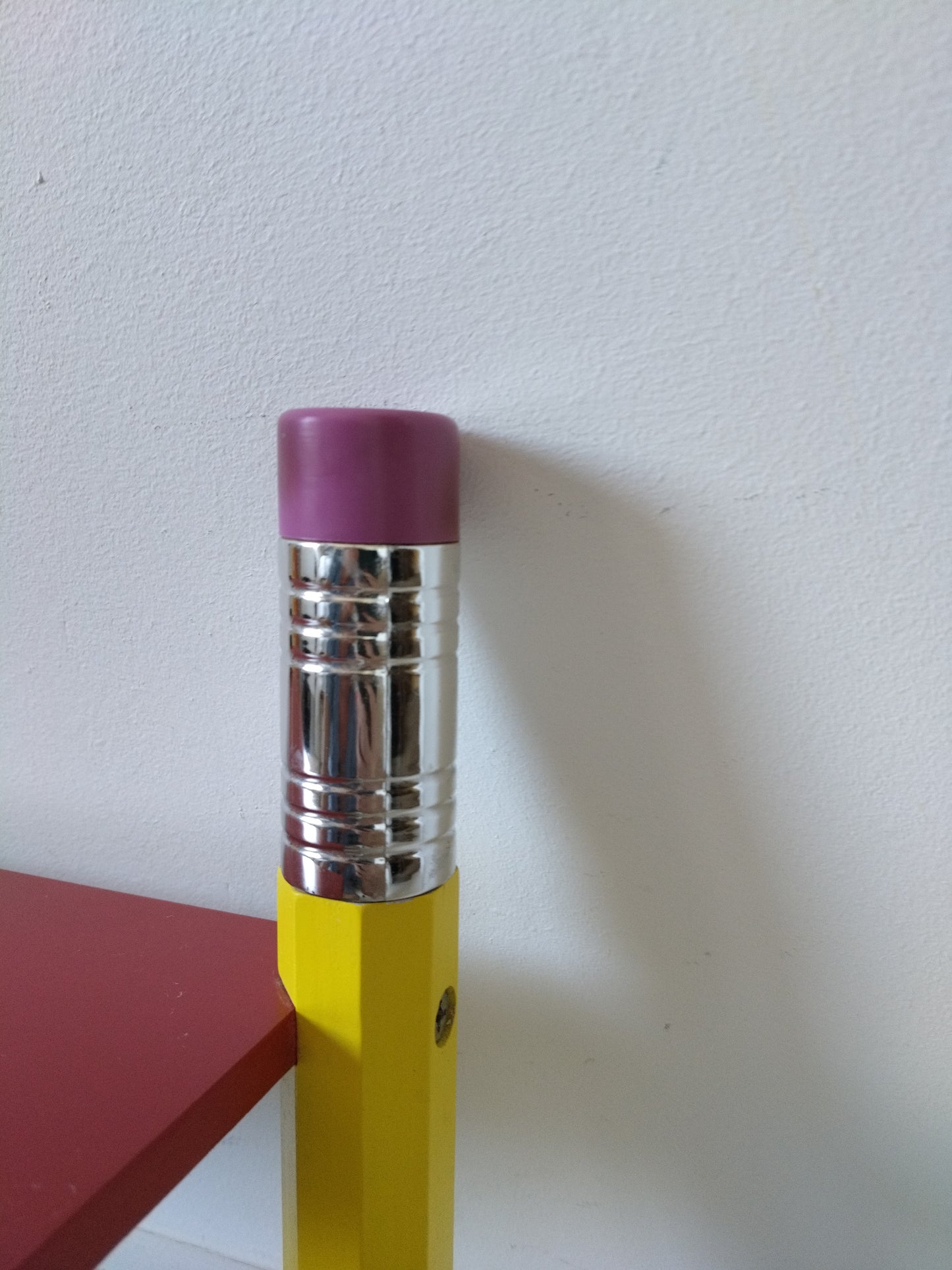 Petite étagère murale crayons style Pierre Sala 80's