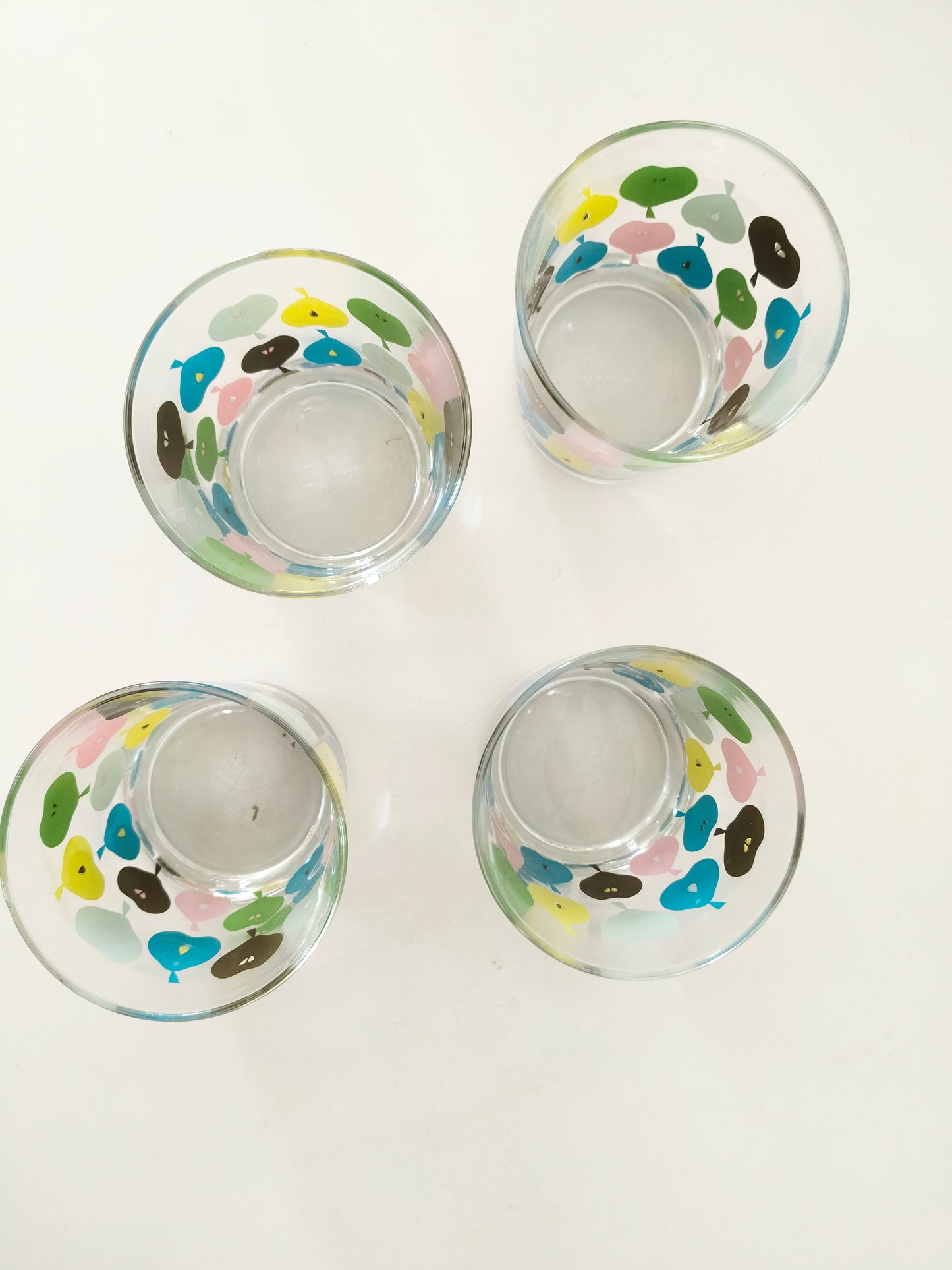 Duo de verres Ikea décor poires