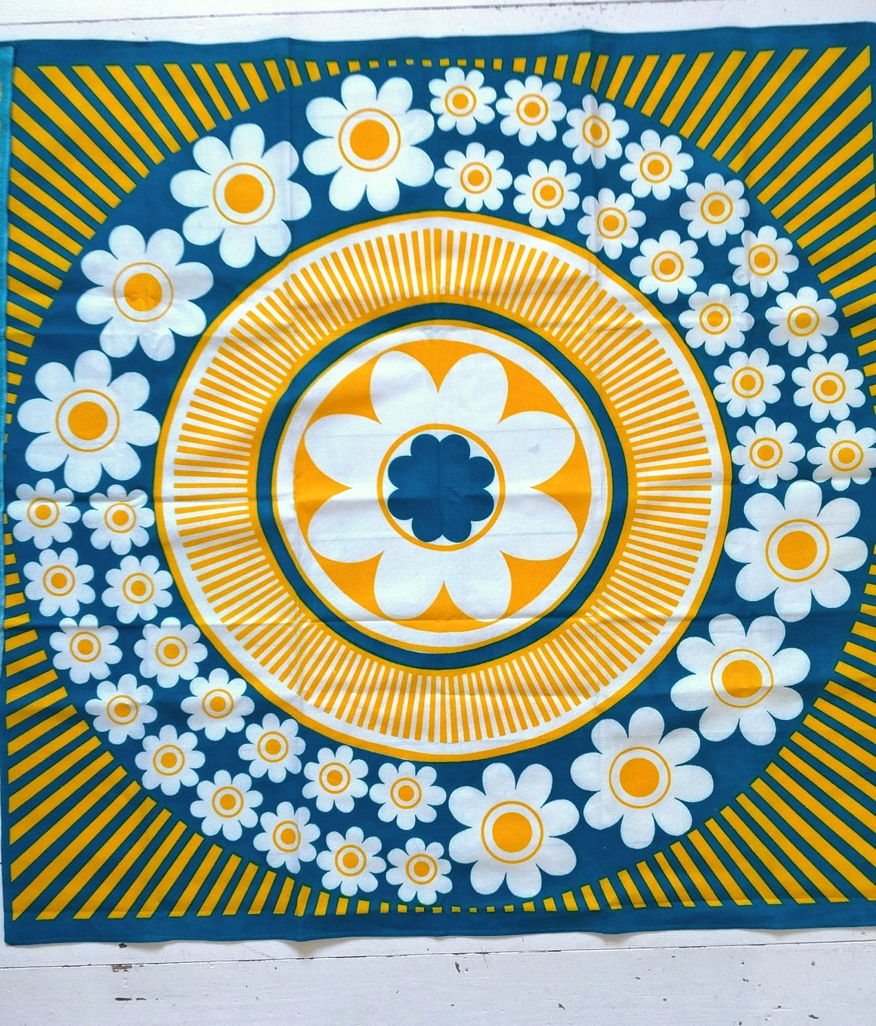 Petite nappe carrée en coton