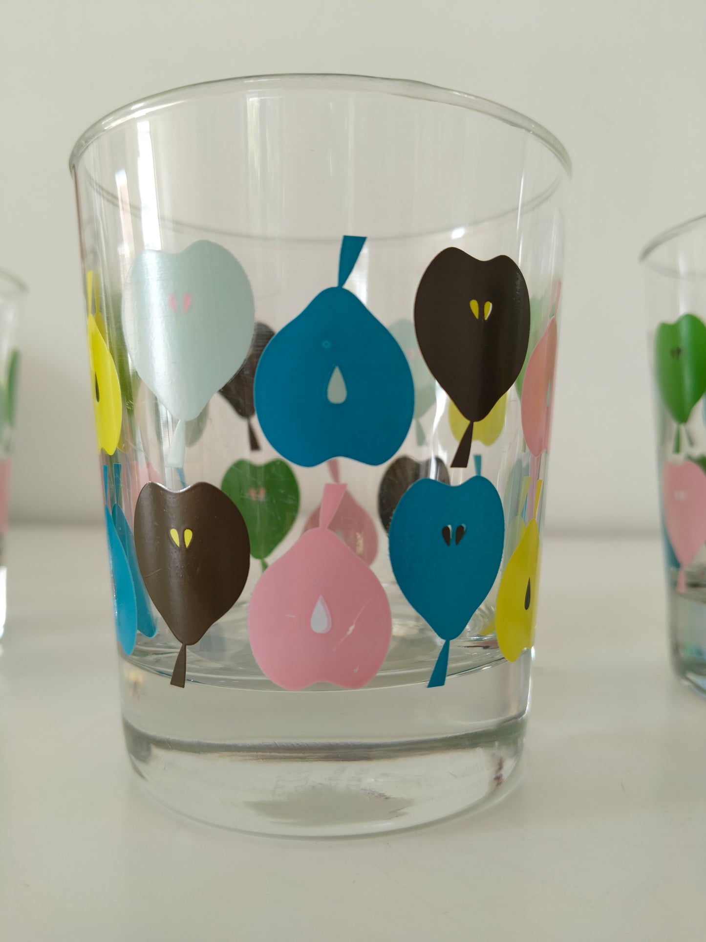 Duo de verres Ikea décor poires