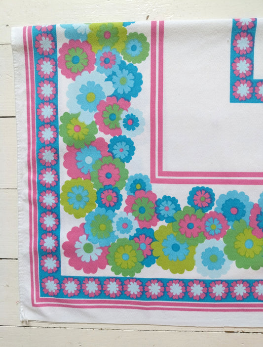 Petite nappe flower power