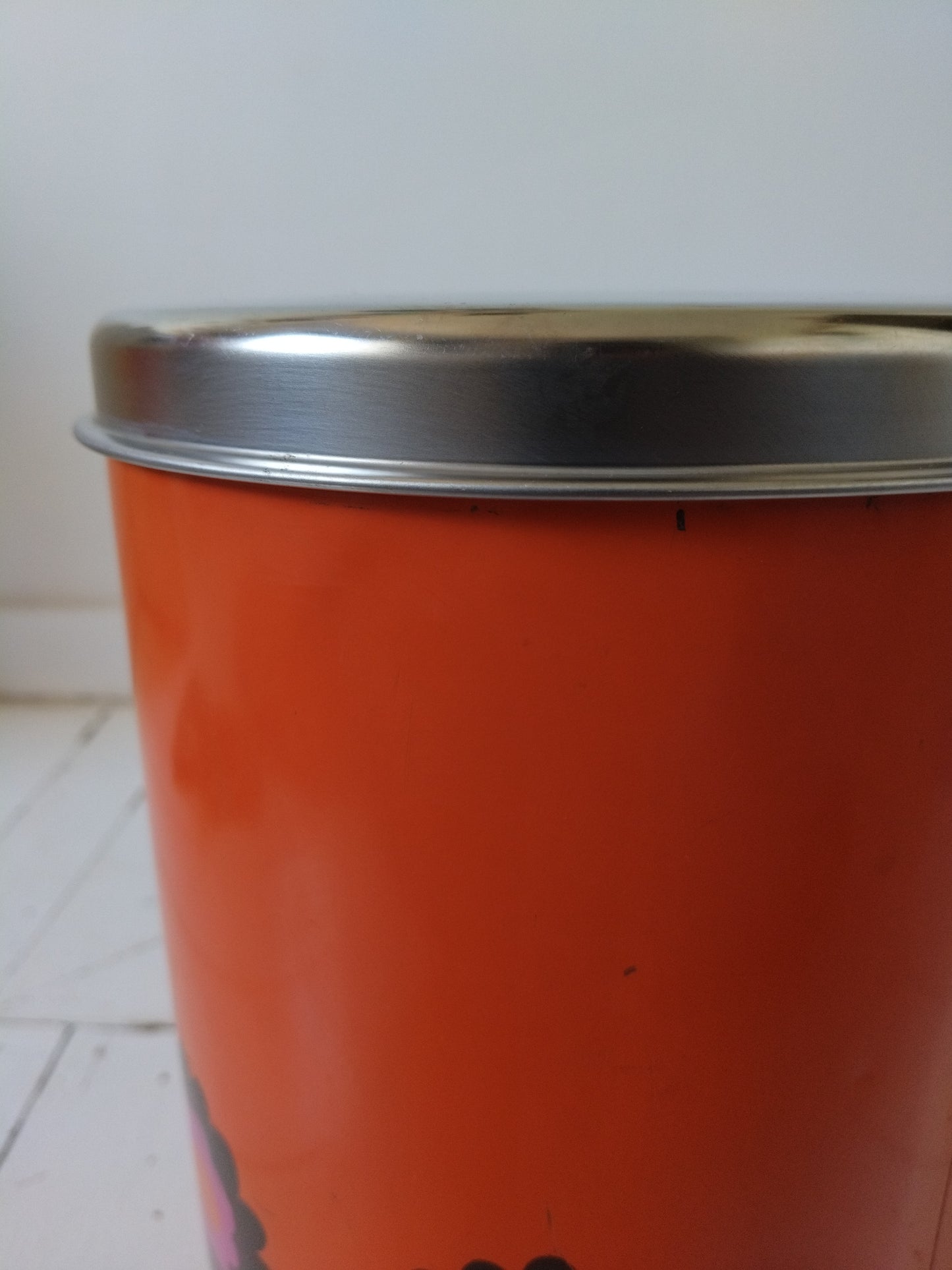Très grosse boîte Brabantia décor Patrice