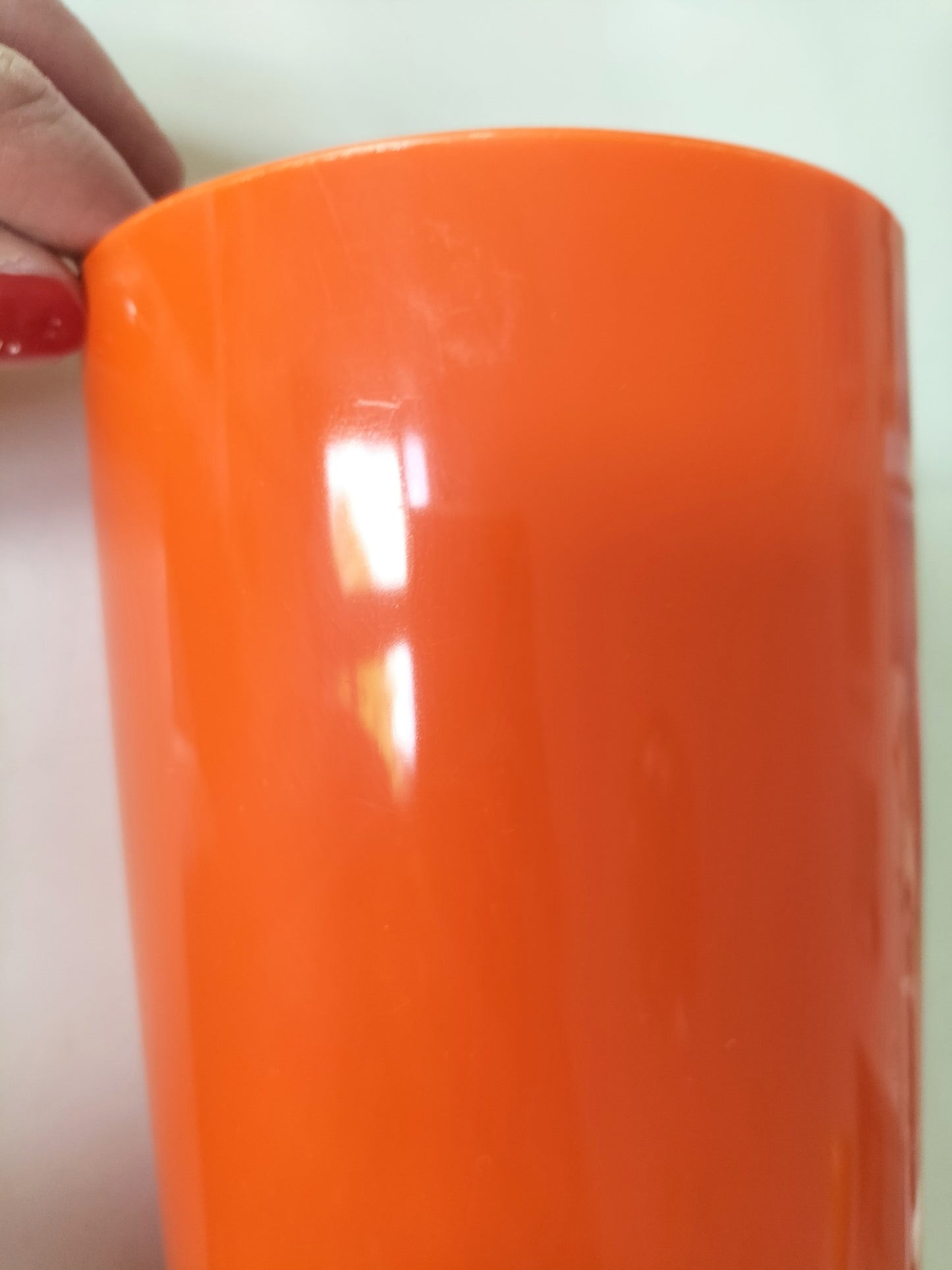 Grand vase vintage en plastique orange made in Holland (!réservé Albertine!)