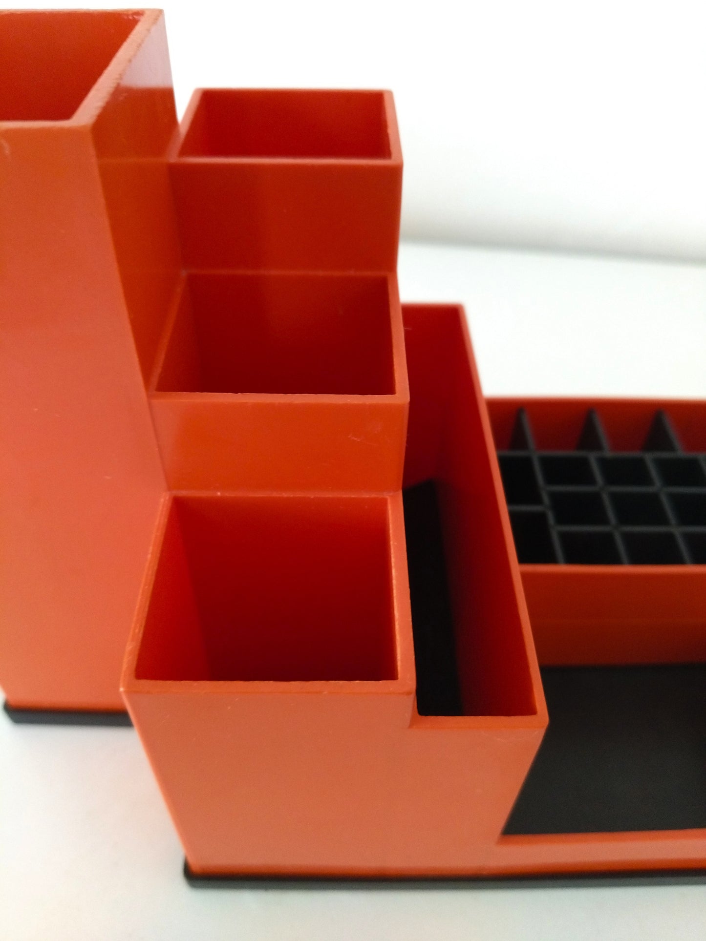 Organisateur de bureau en plastique orange Läufer W.Germany